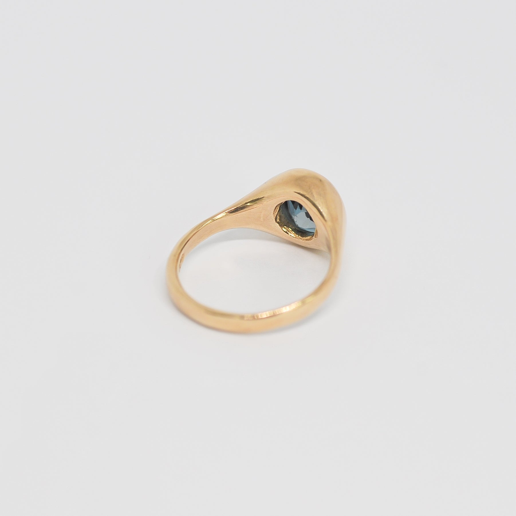 Ada Ring | N