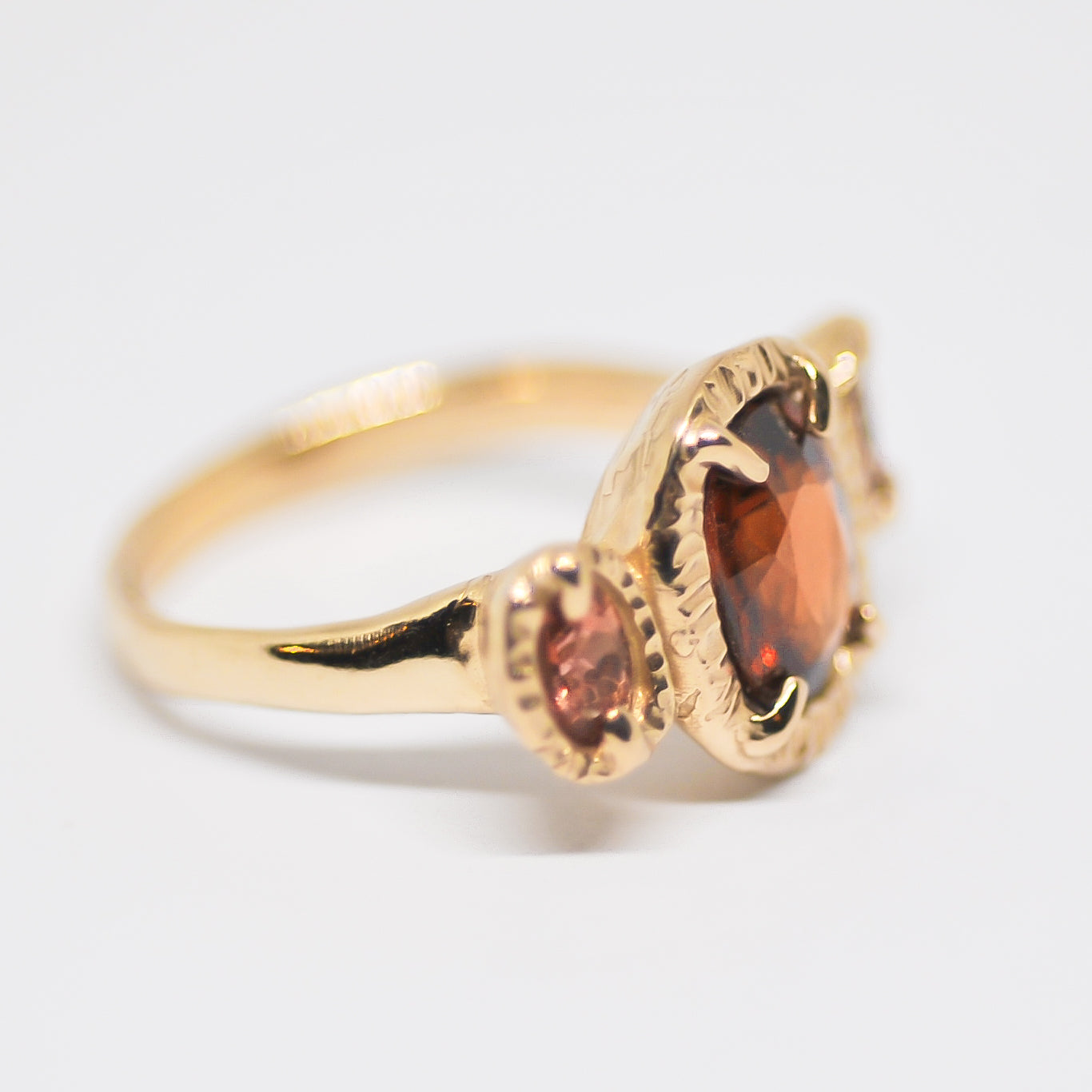 Frida Ring | Q