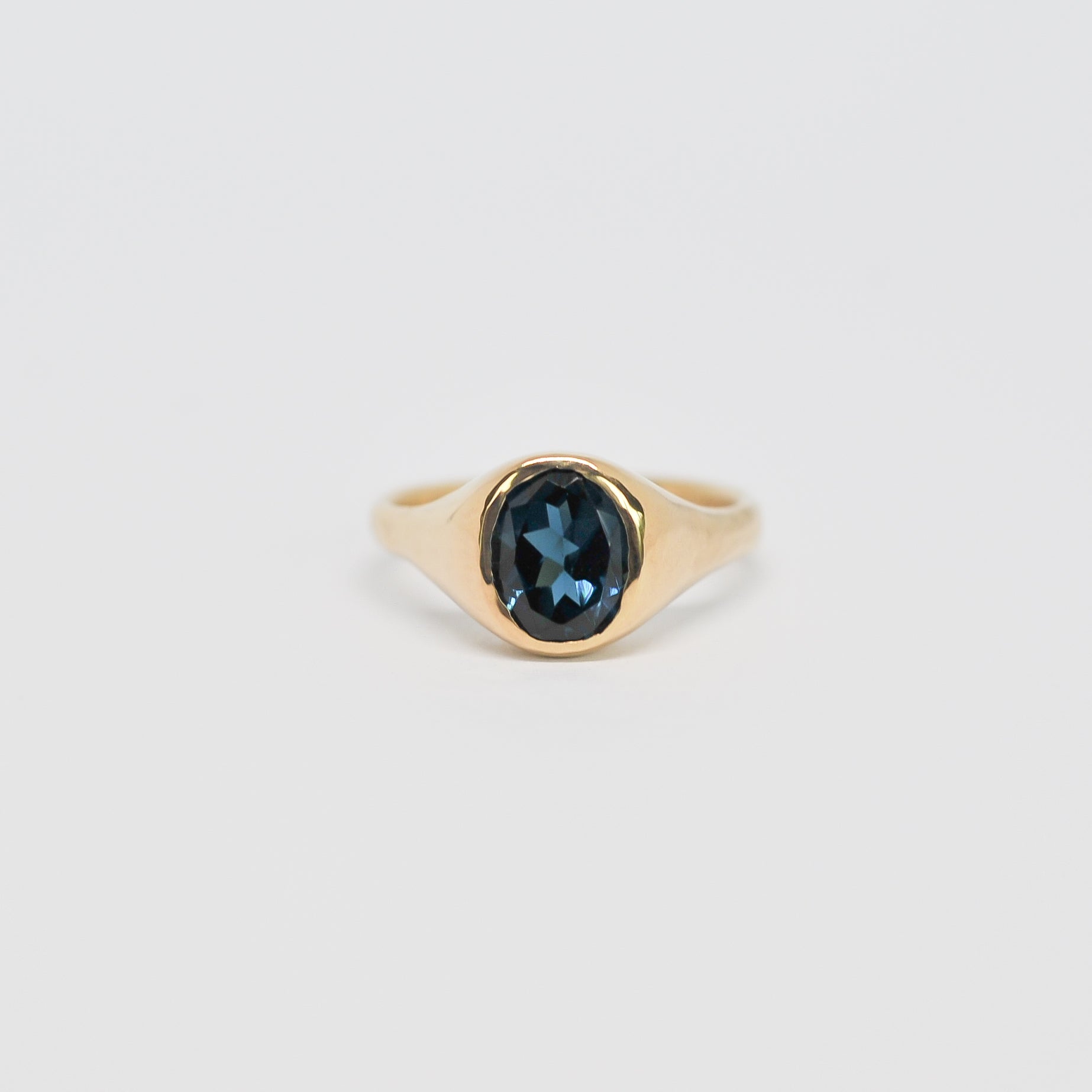 Ada Ring | N