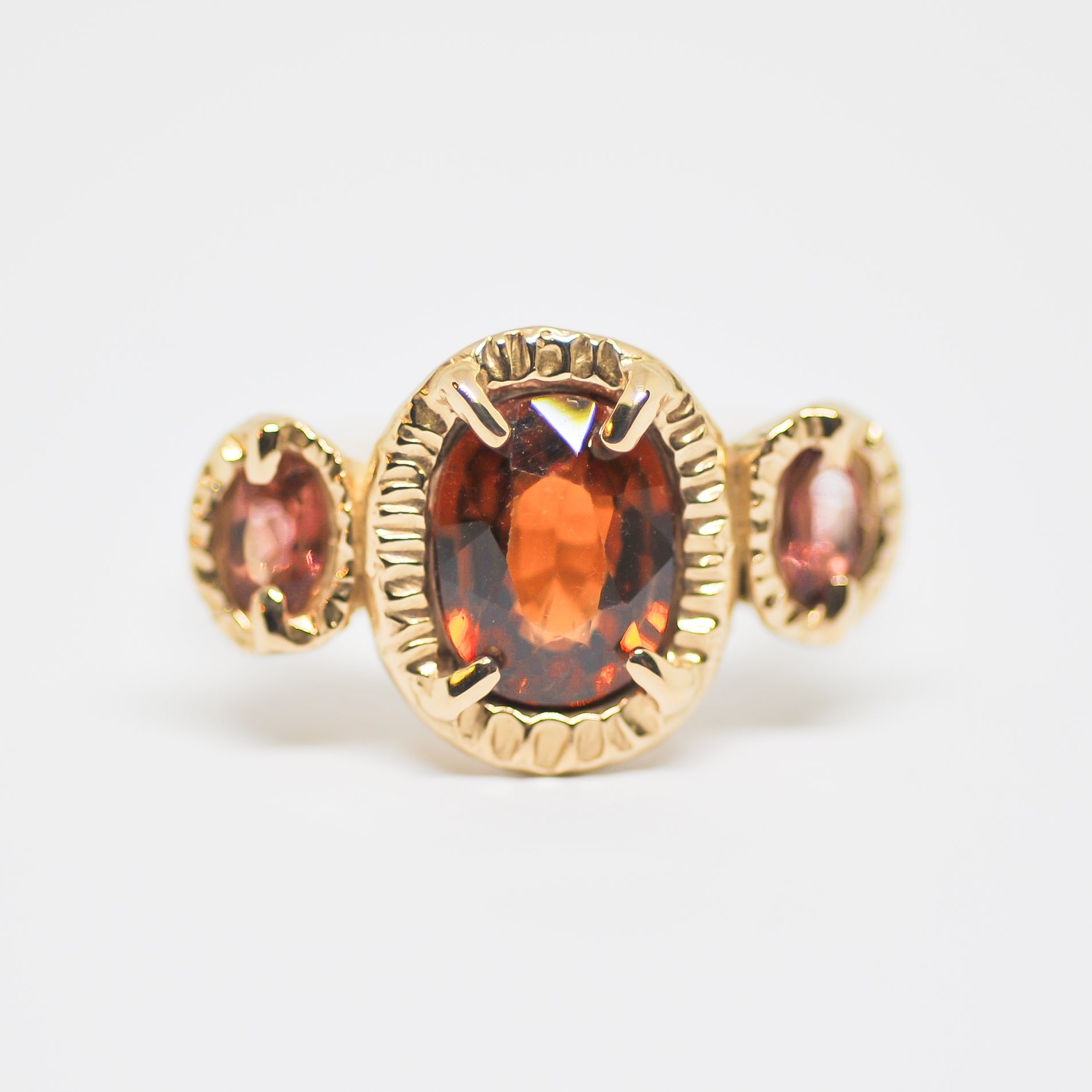 Frida Ring | Q