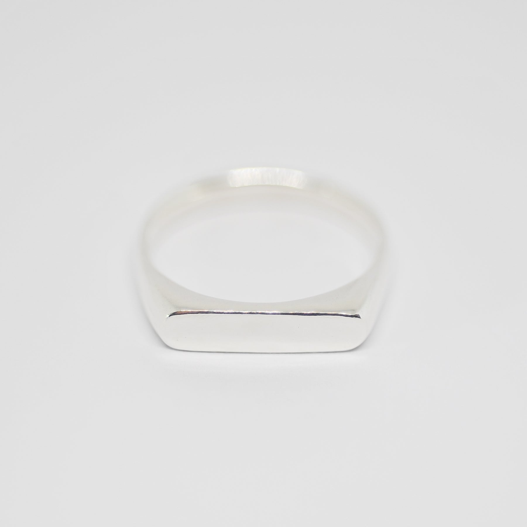 Skinny Signet