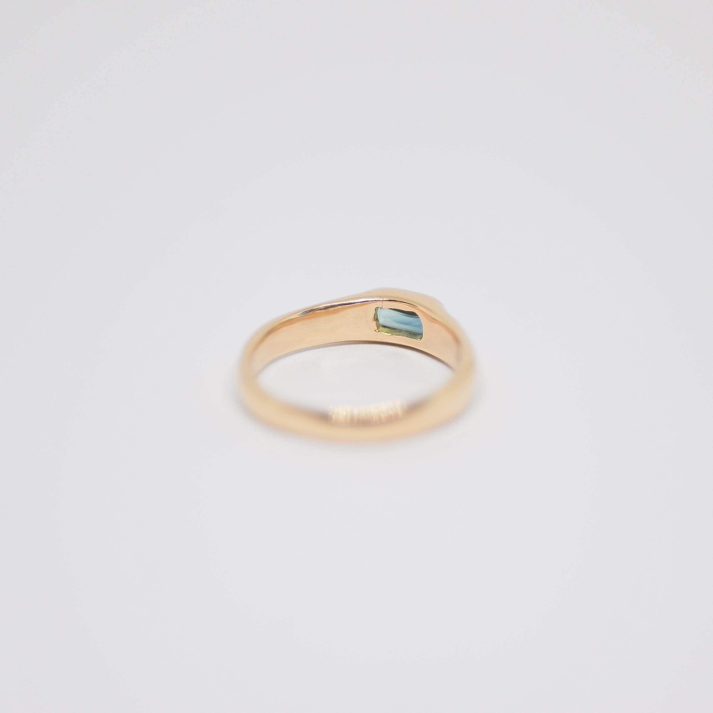 Lia Ring | O