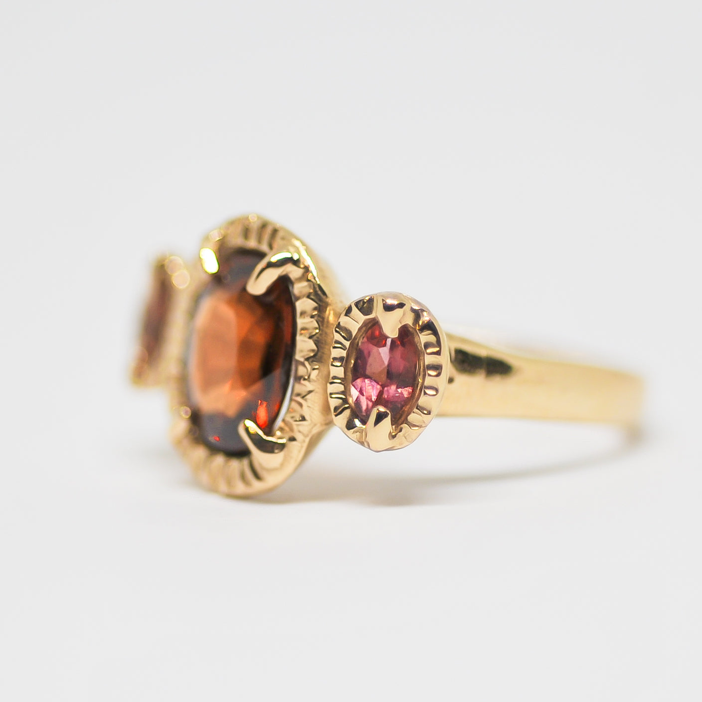 Frida Ring | Q