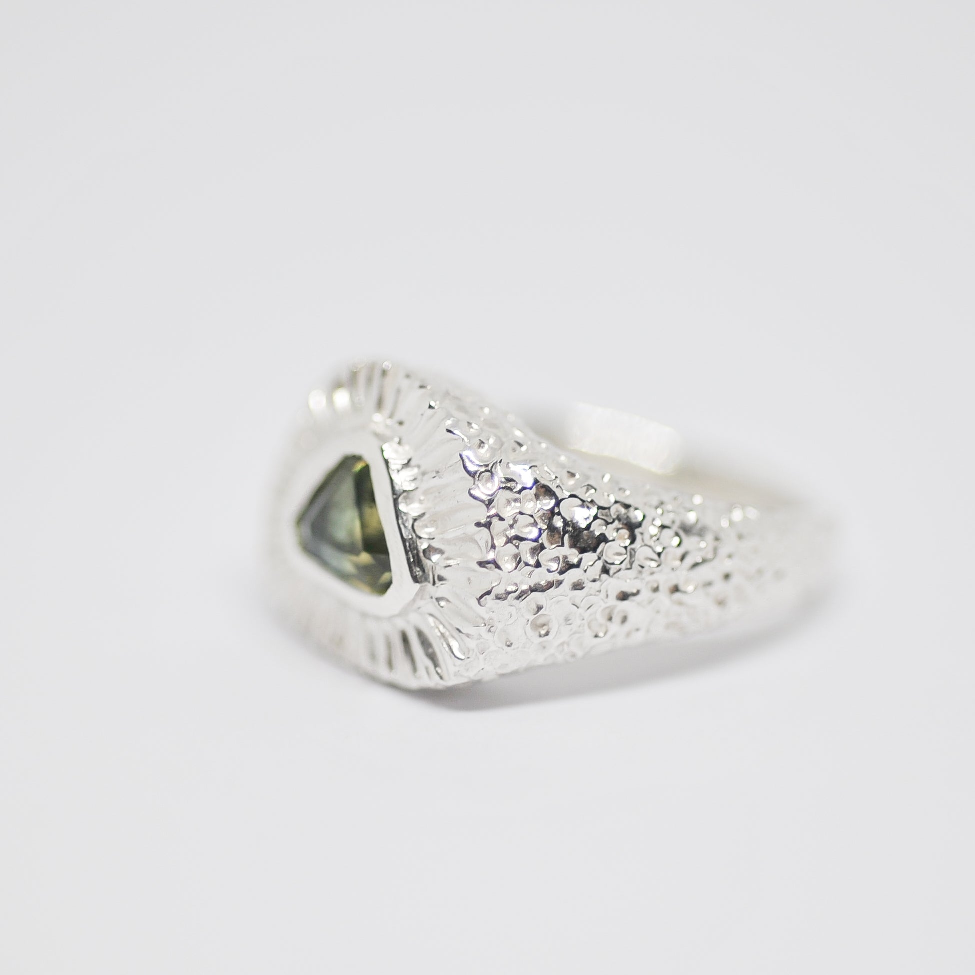 Ray Ring | M