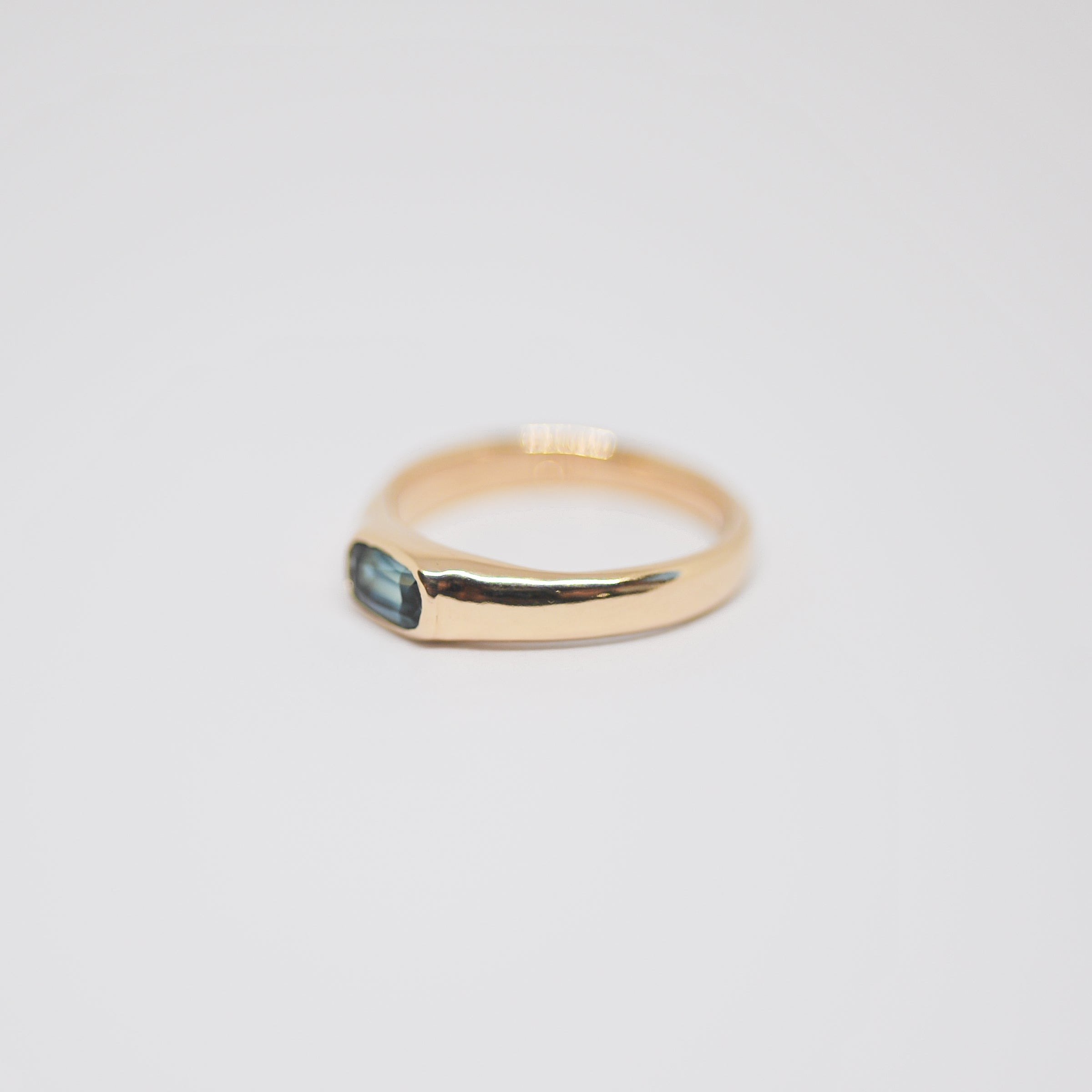 Lia Ring | O