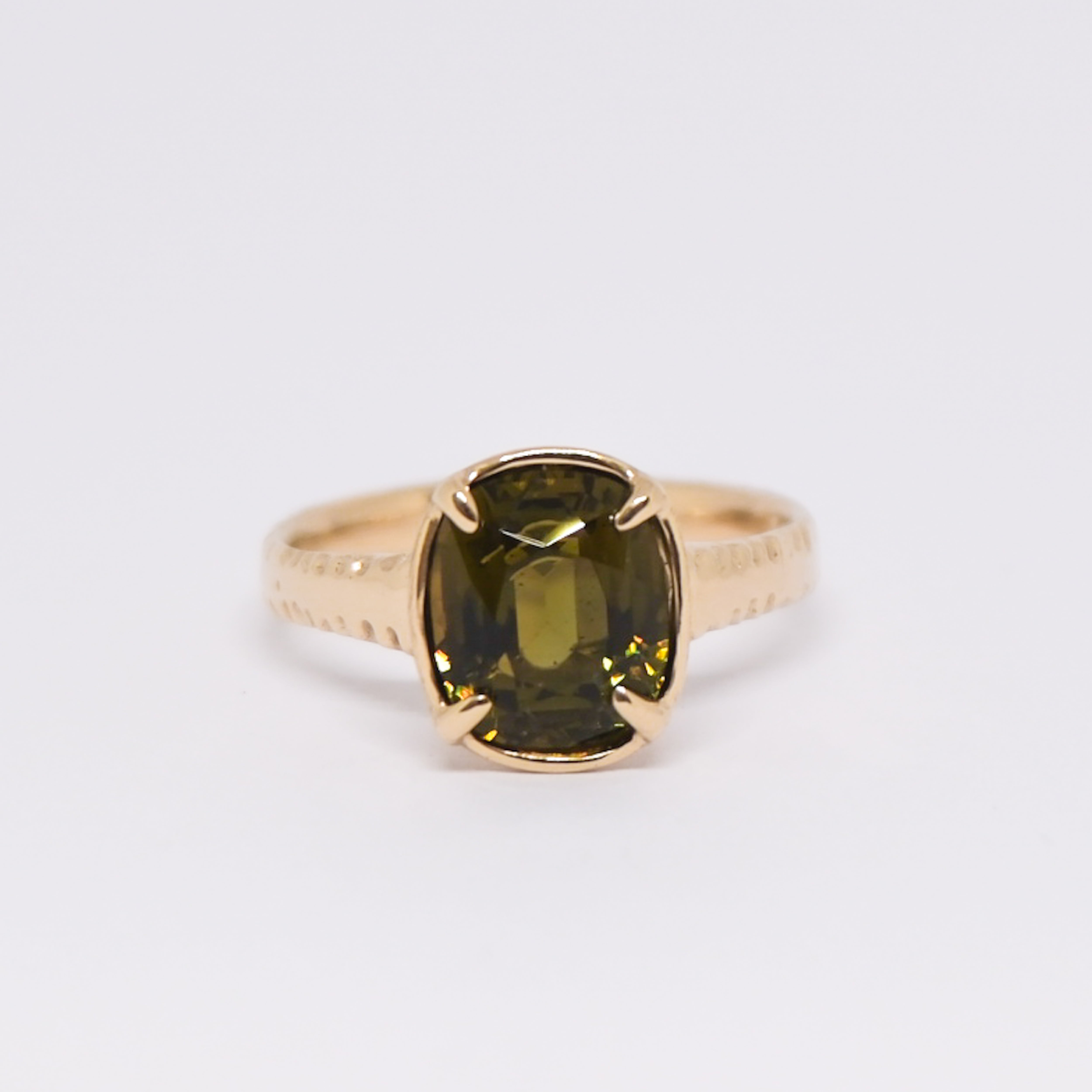 Leon Ring | Q