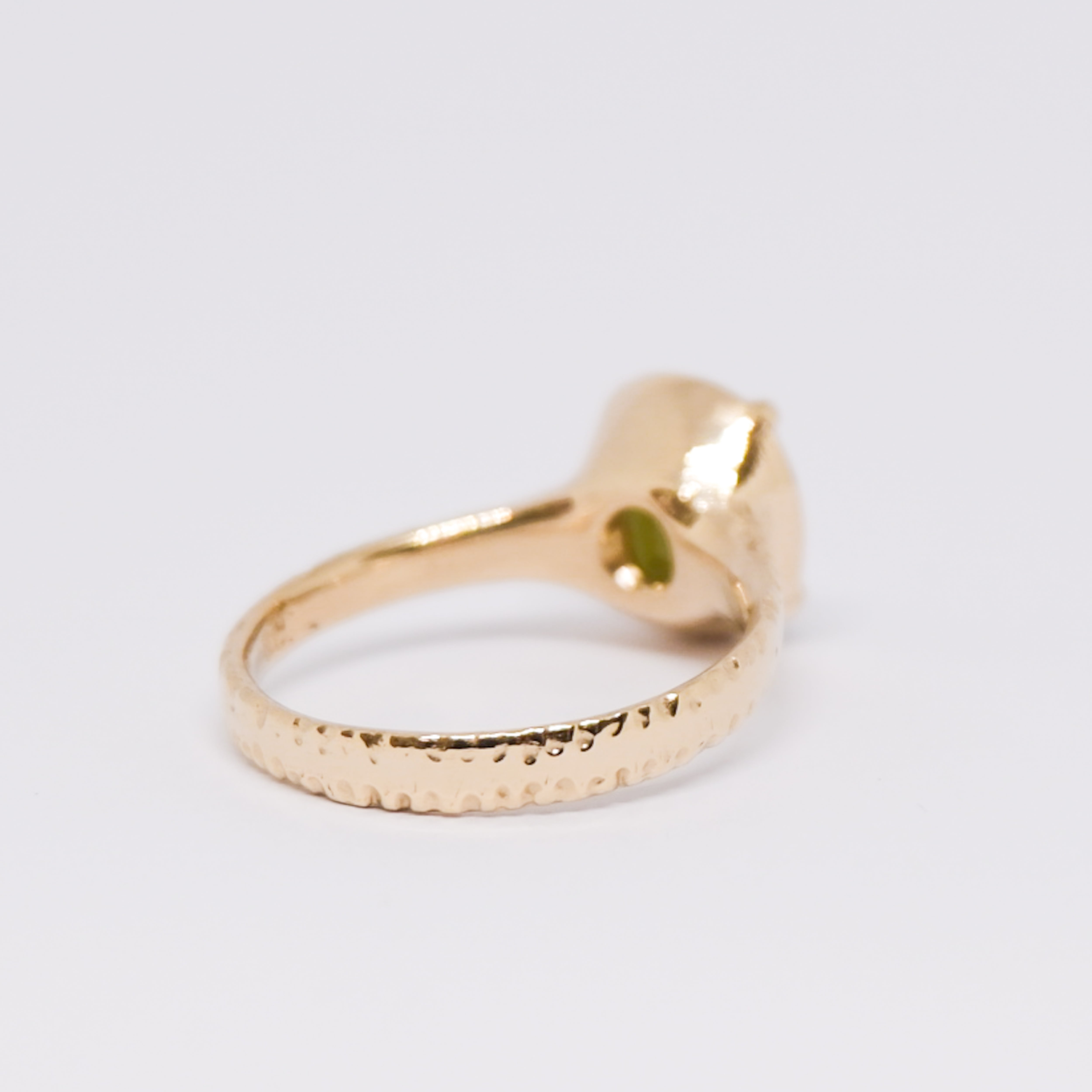 Leon Ring | Q