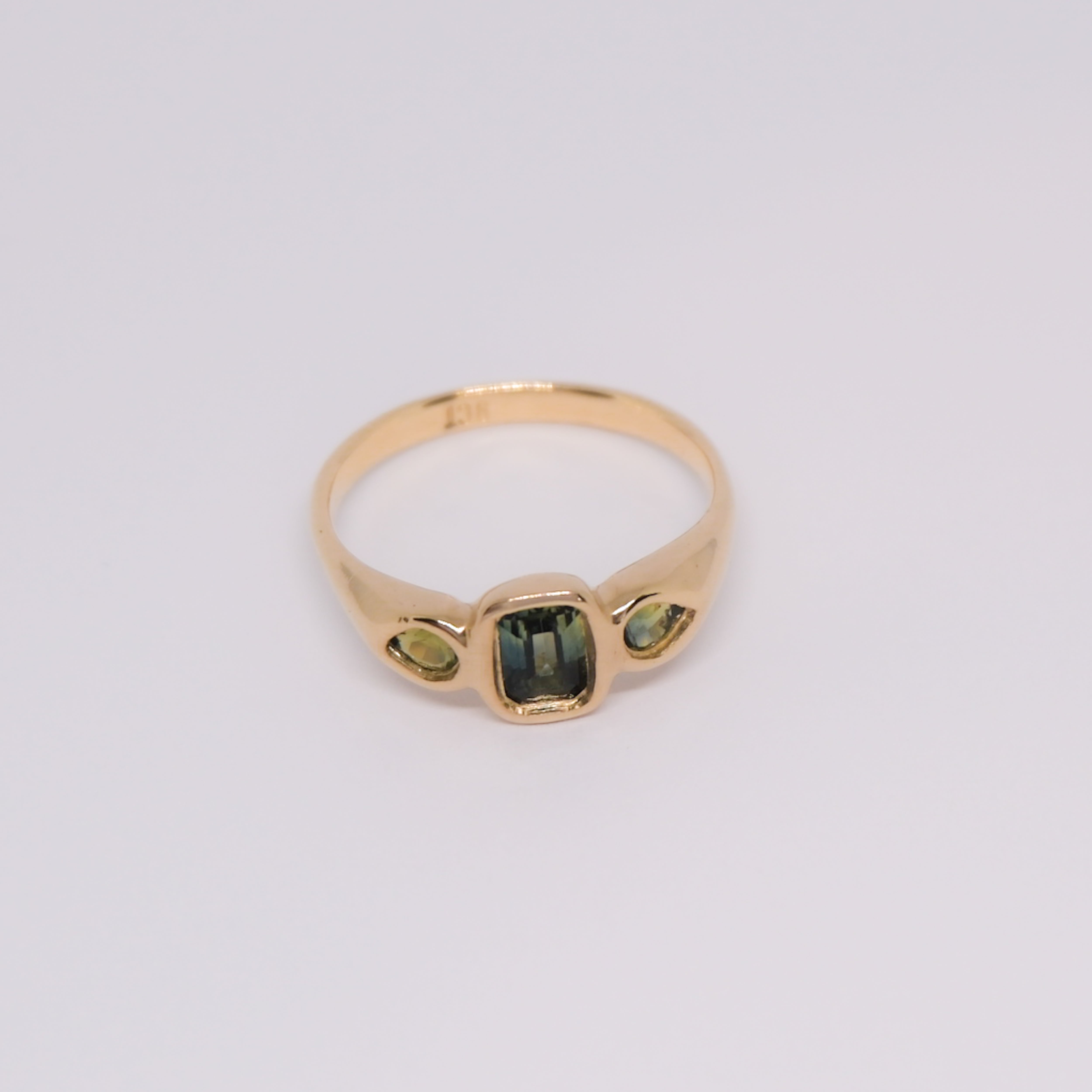 Niah Ring | Q