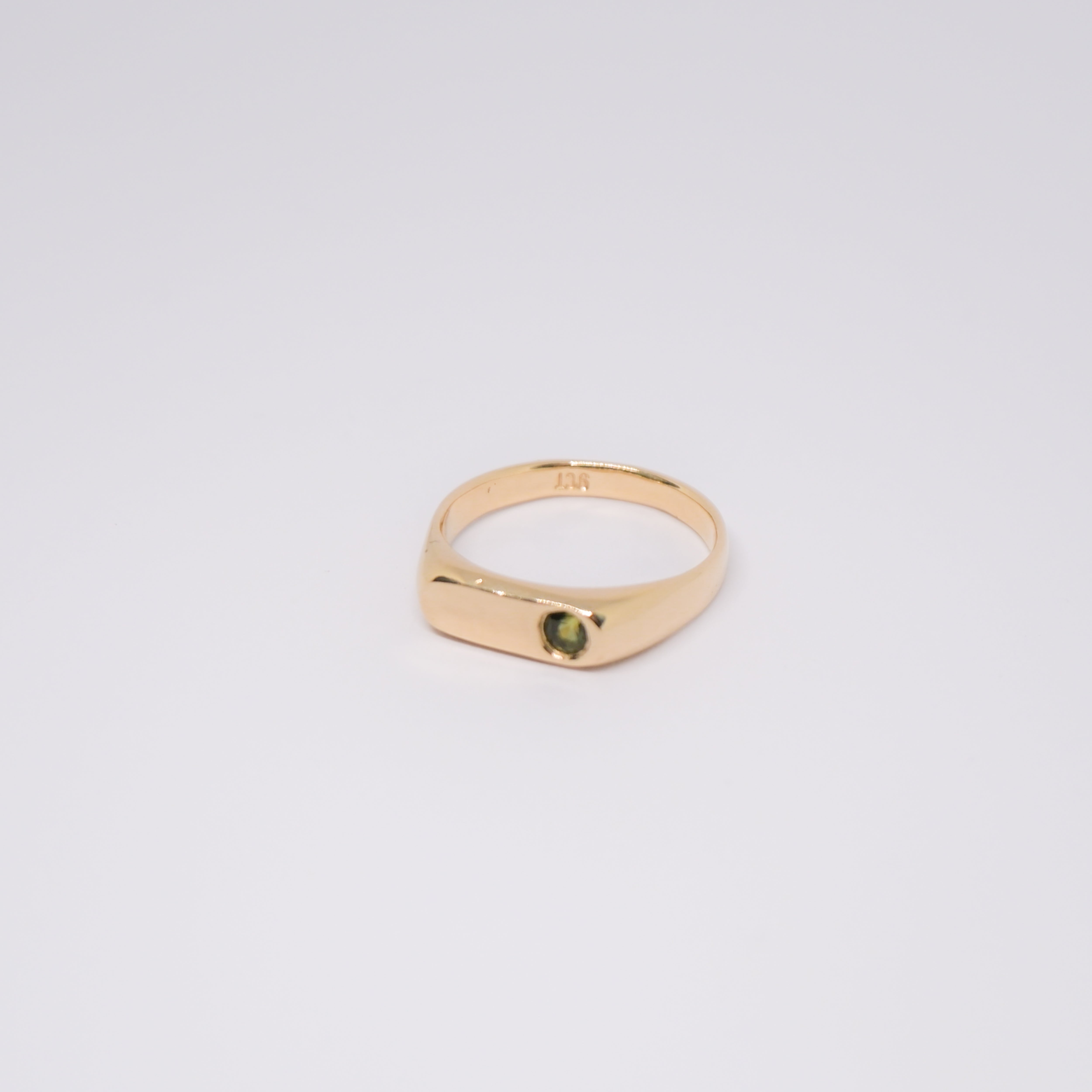 Ravi Ring | R