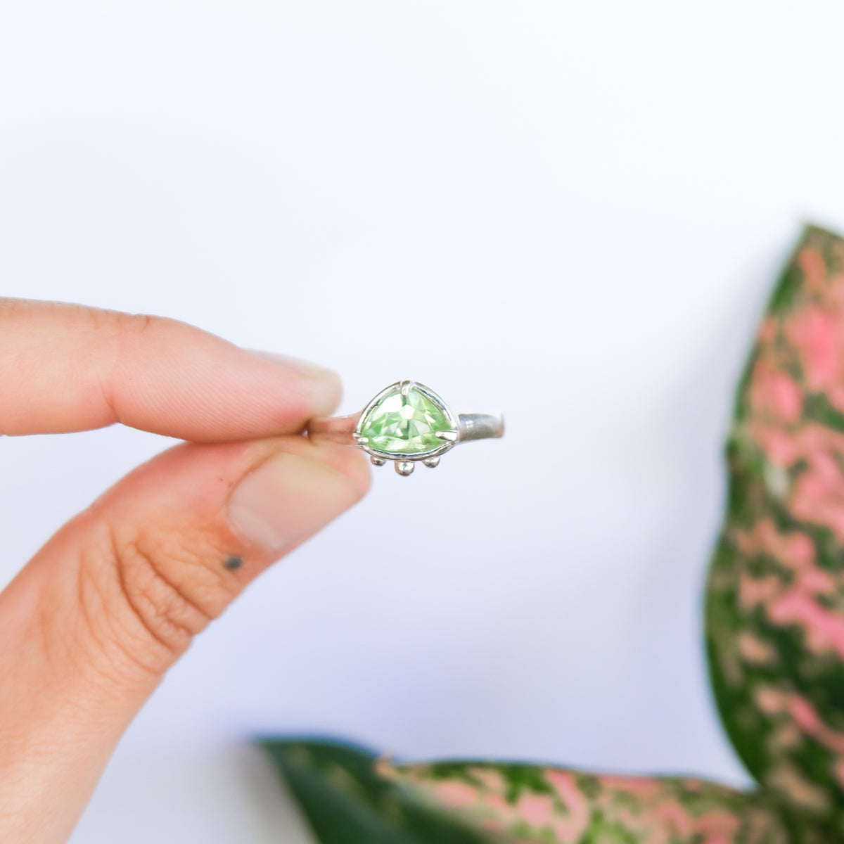 Peridot Ring | T
