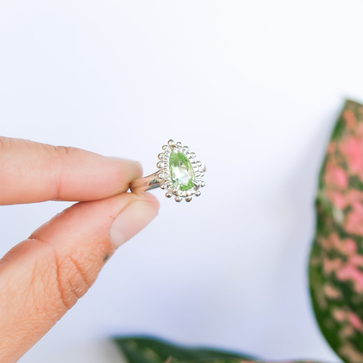 Peridot Ring | M