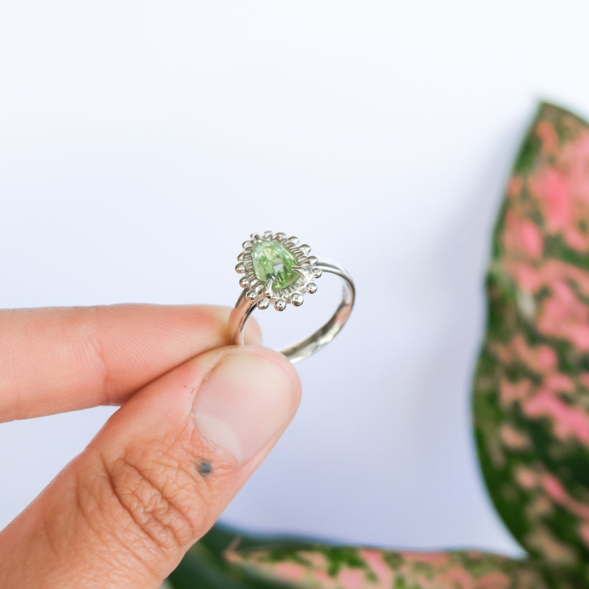 Peridot Ring | M