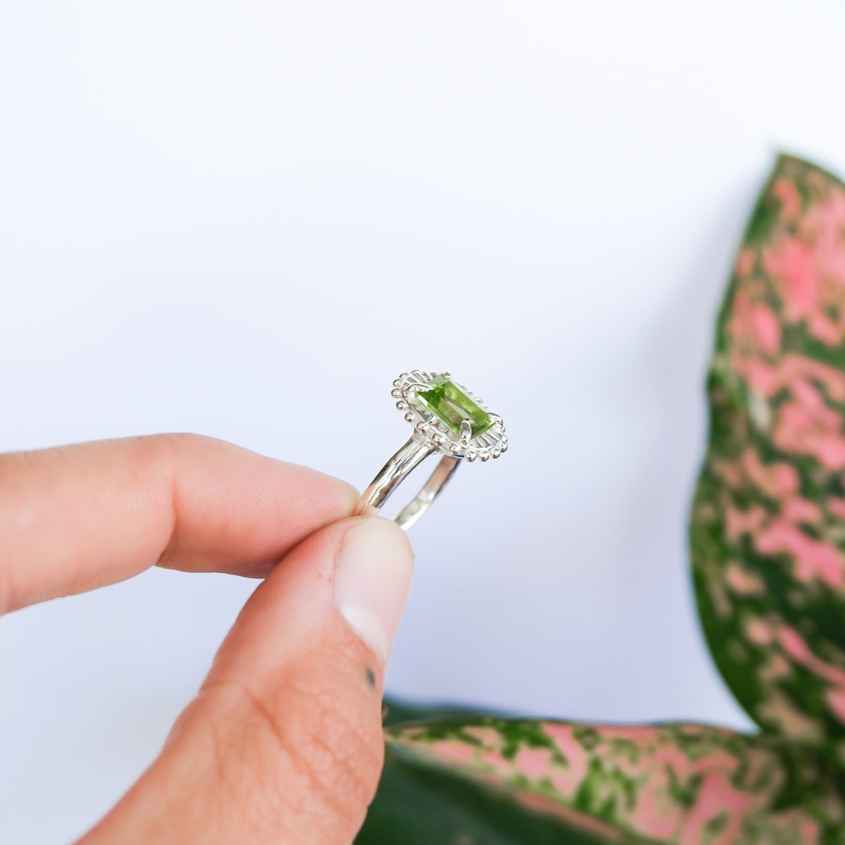 Peridot Ring | M