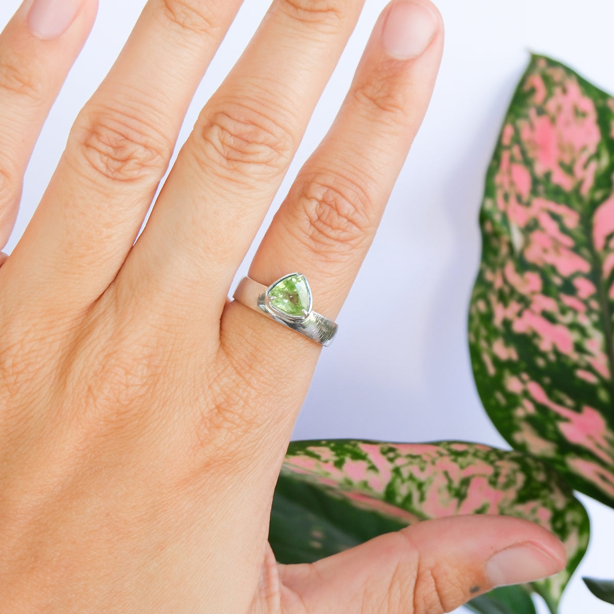 Peridot Ring | R