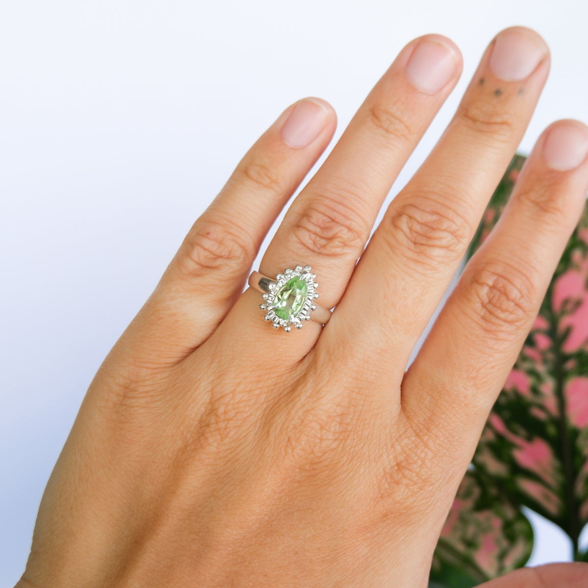Peridot Ring | M