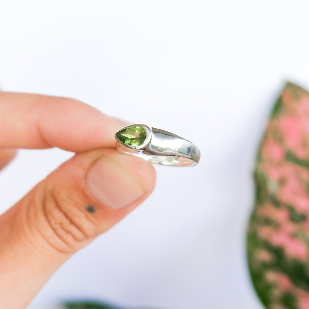 Peridot Ring | L