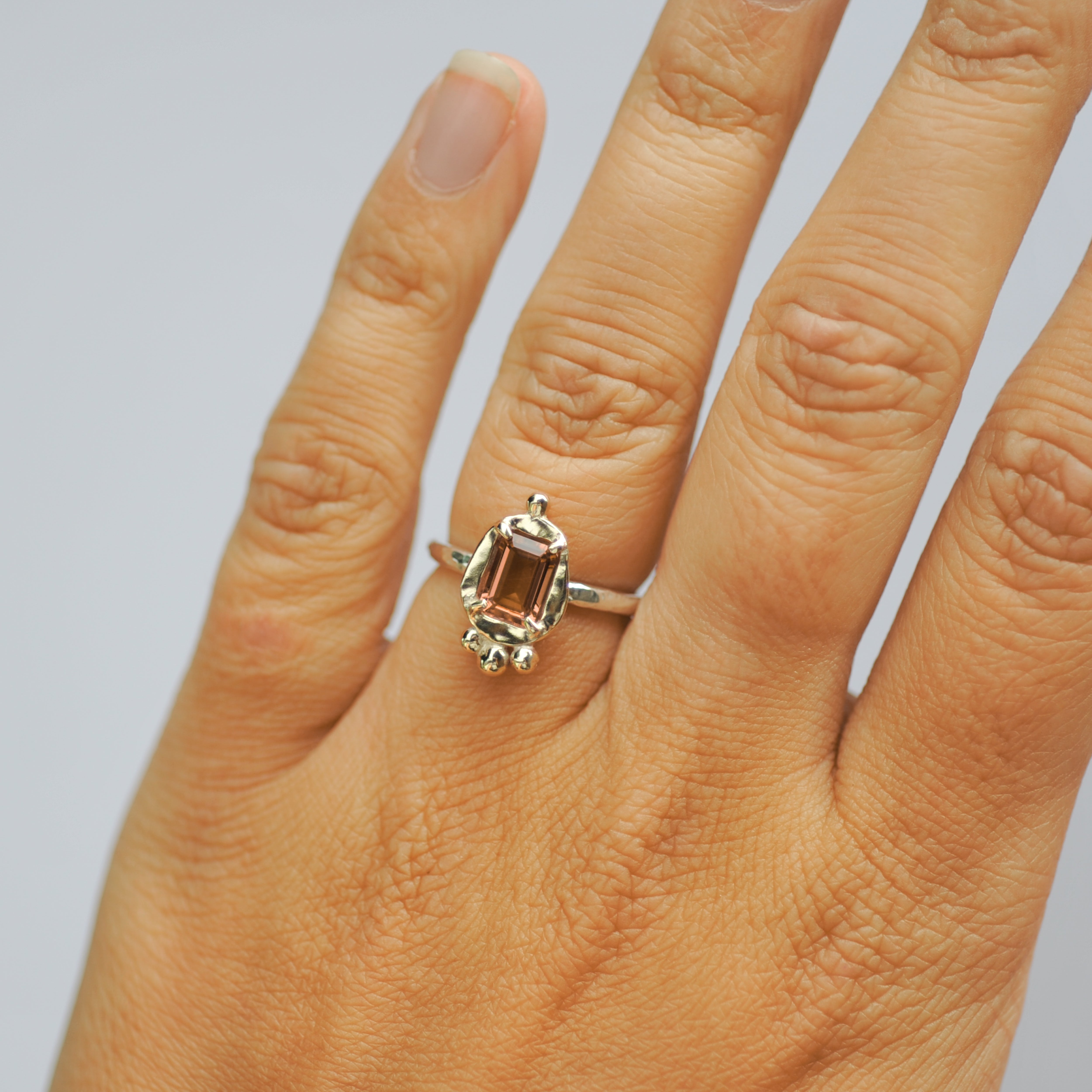 Leni Ring | L