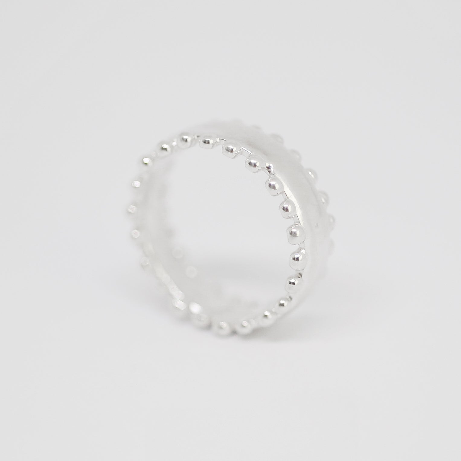 Leo Ring