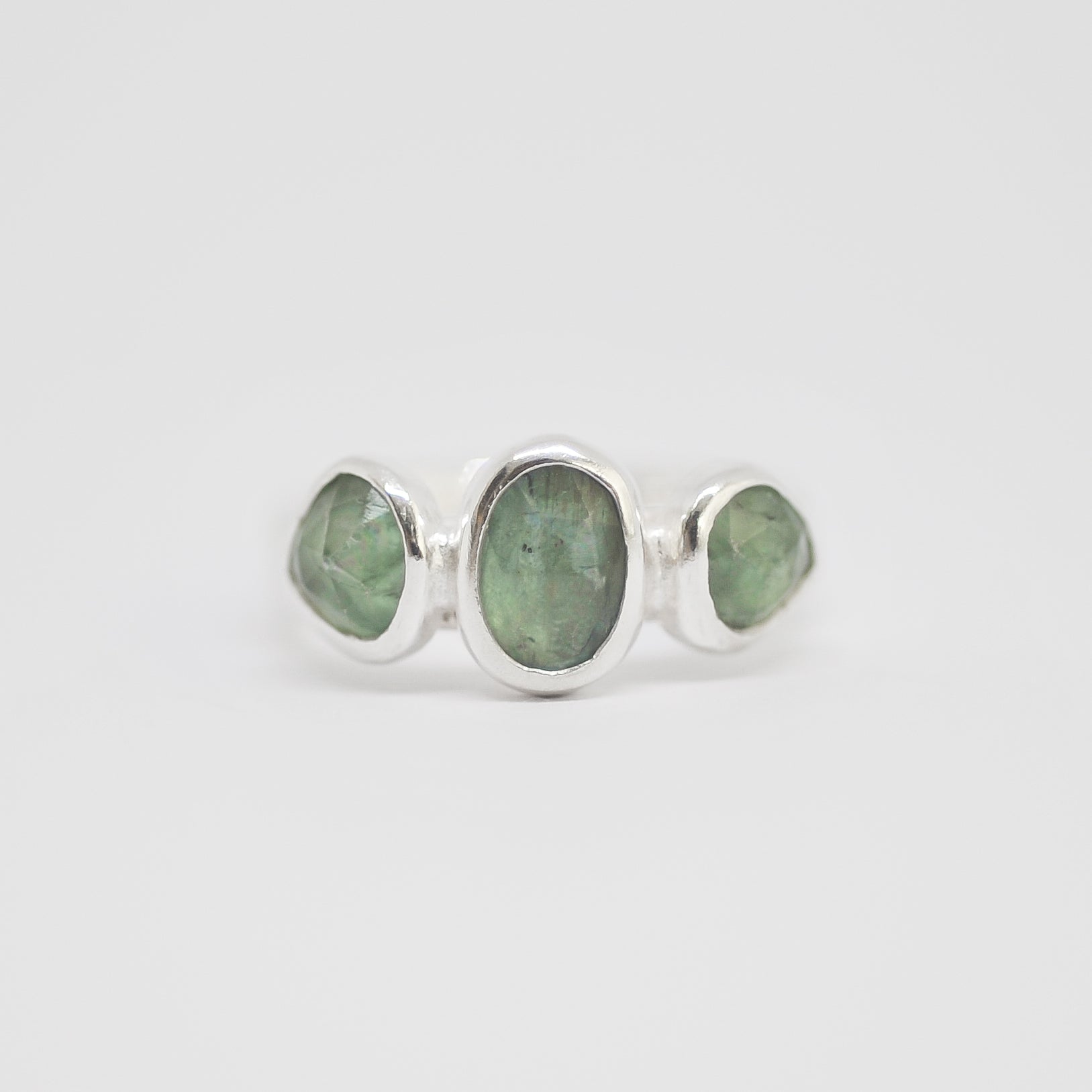 Vesta Ring | M