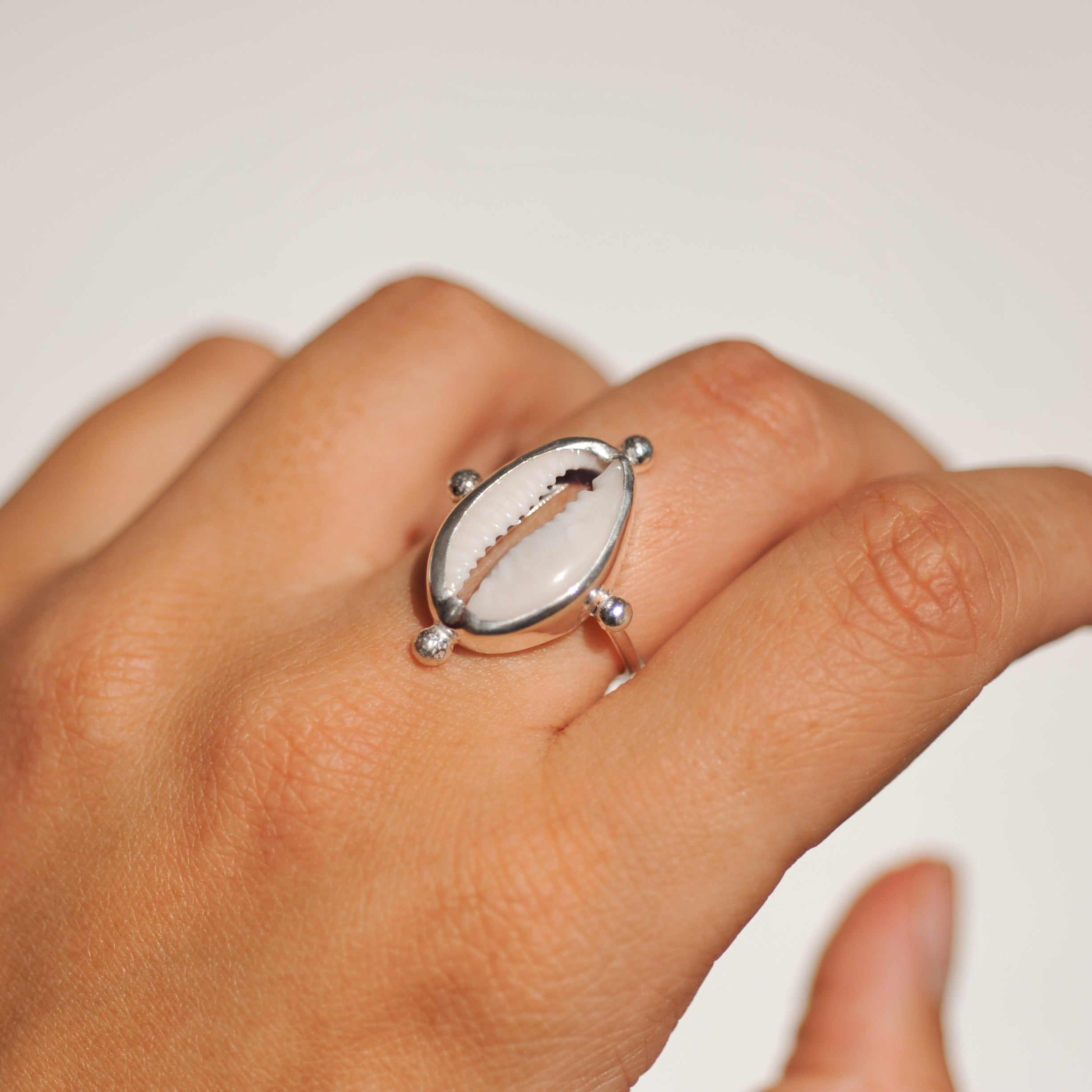 Cowrie Ring | O