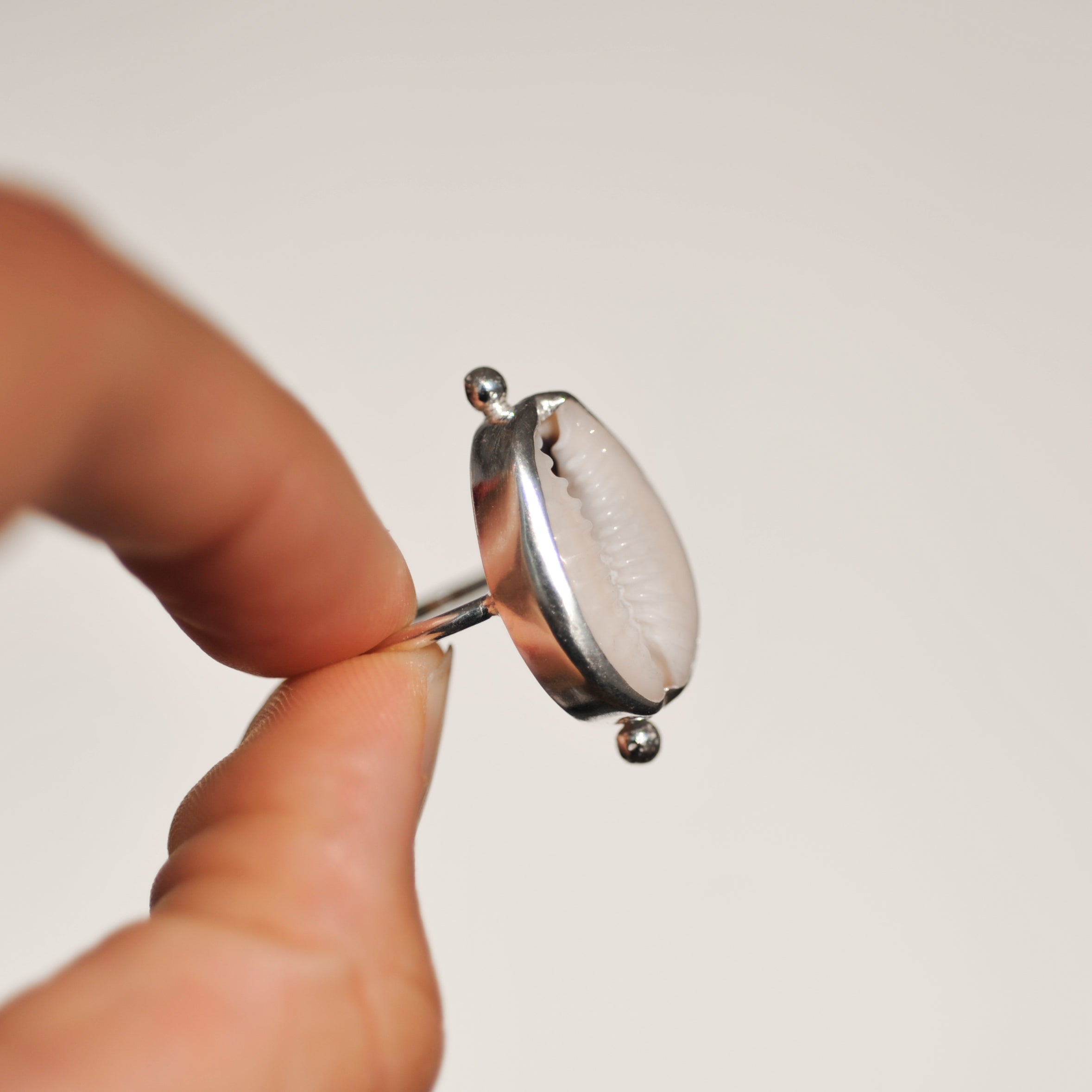Cowrie Ring | J
