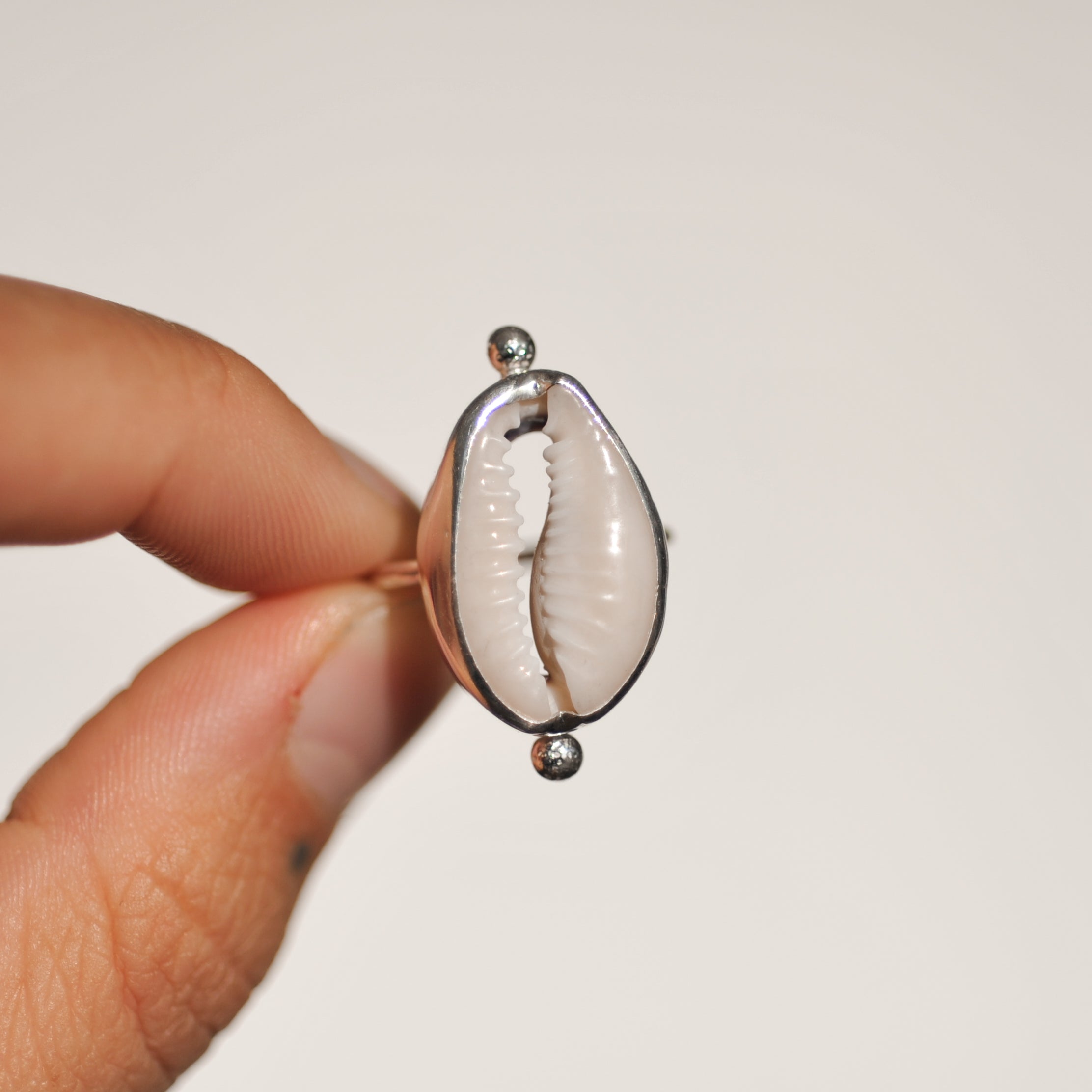 Cowrie Ring | J