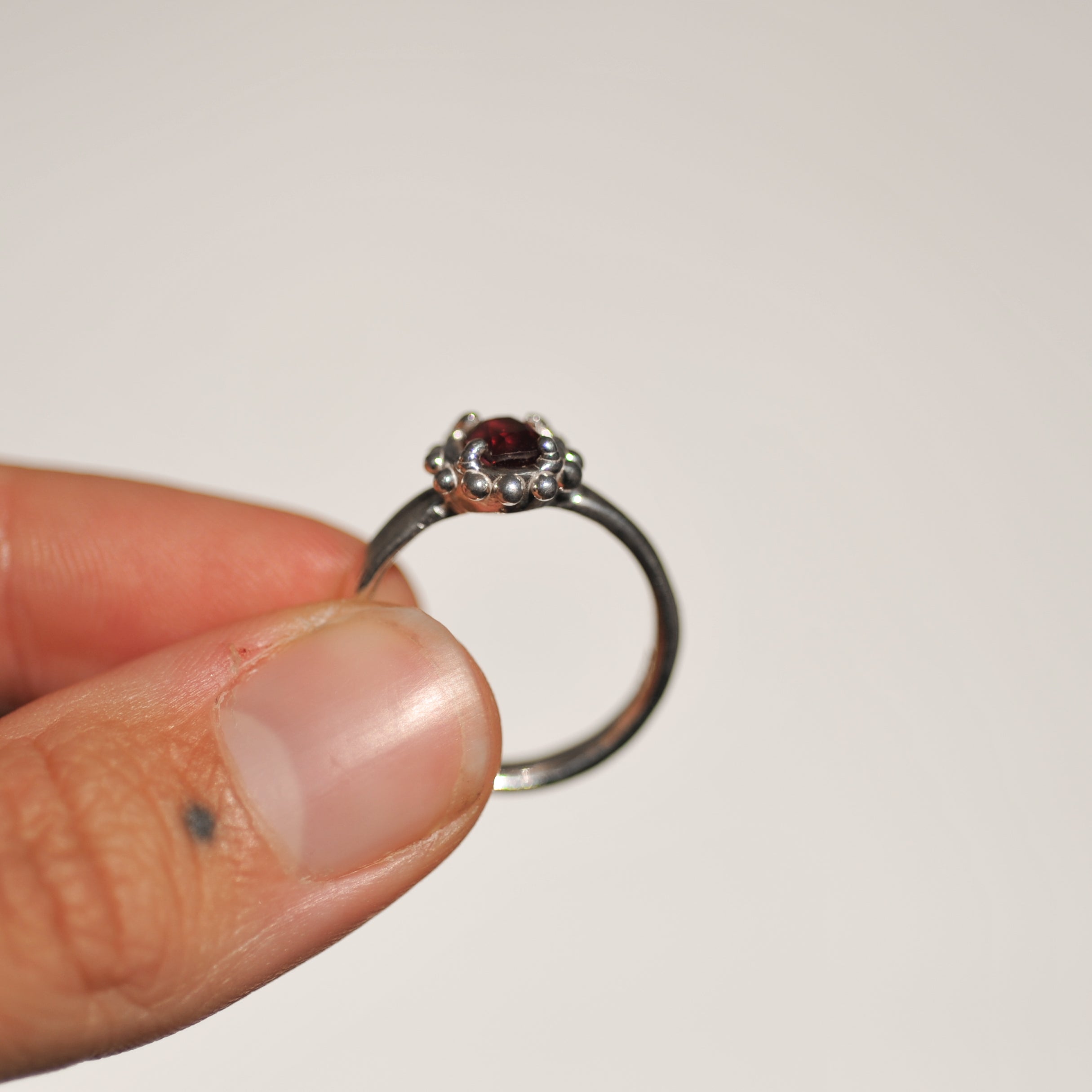 Garnet Ring | O