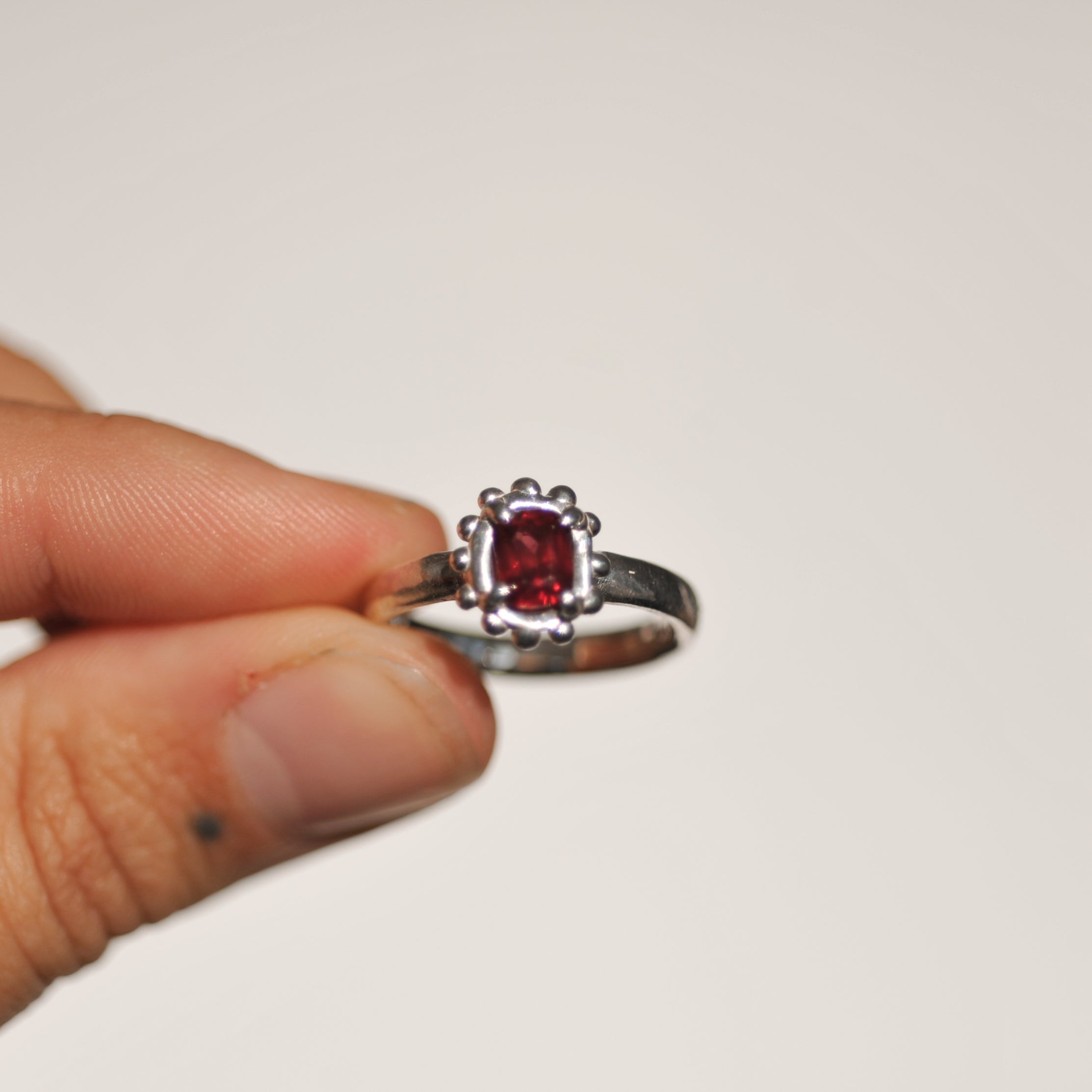 Garnet Ring | O