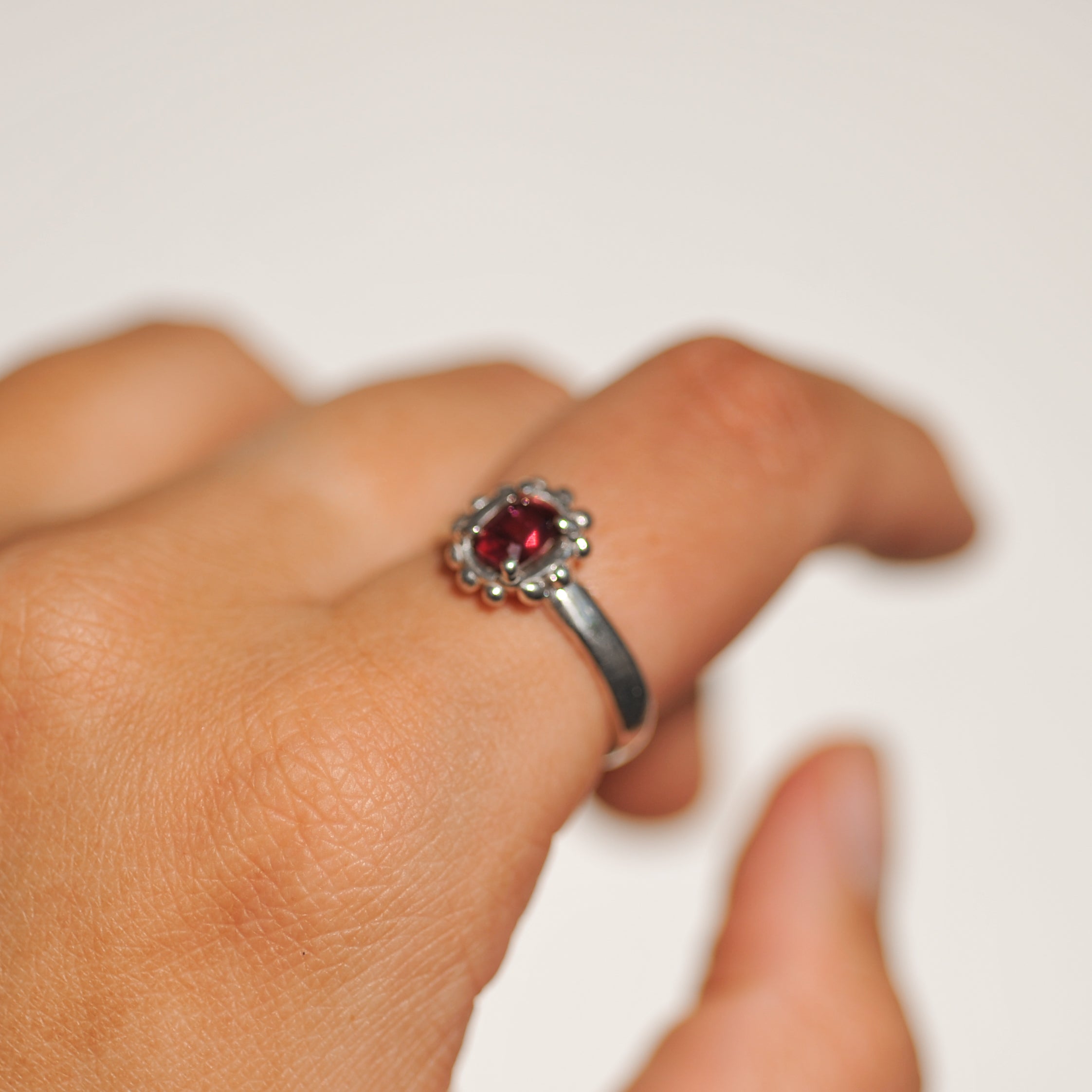 Garnet Ring | O