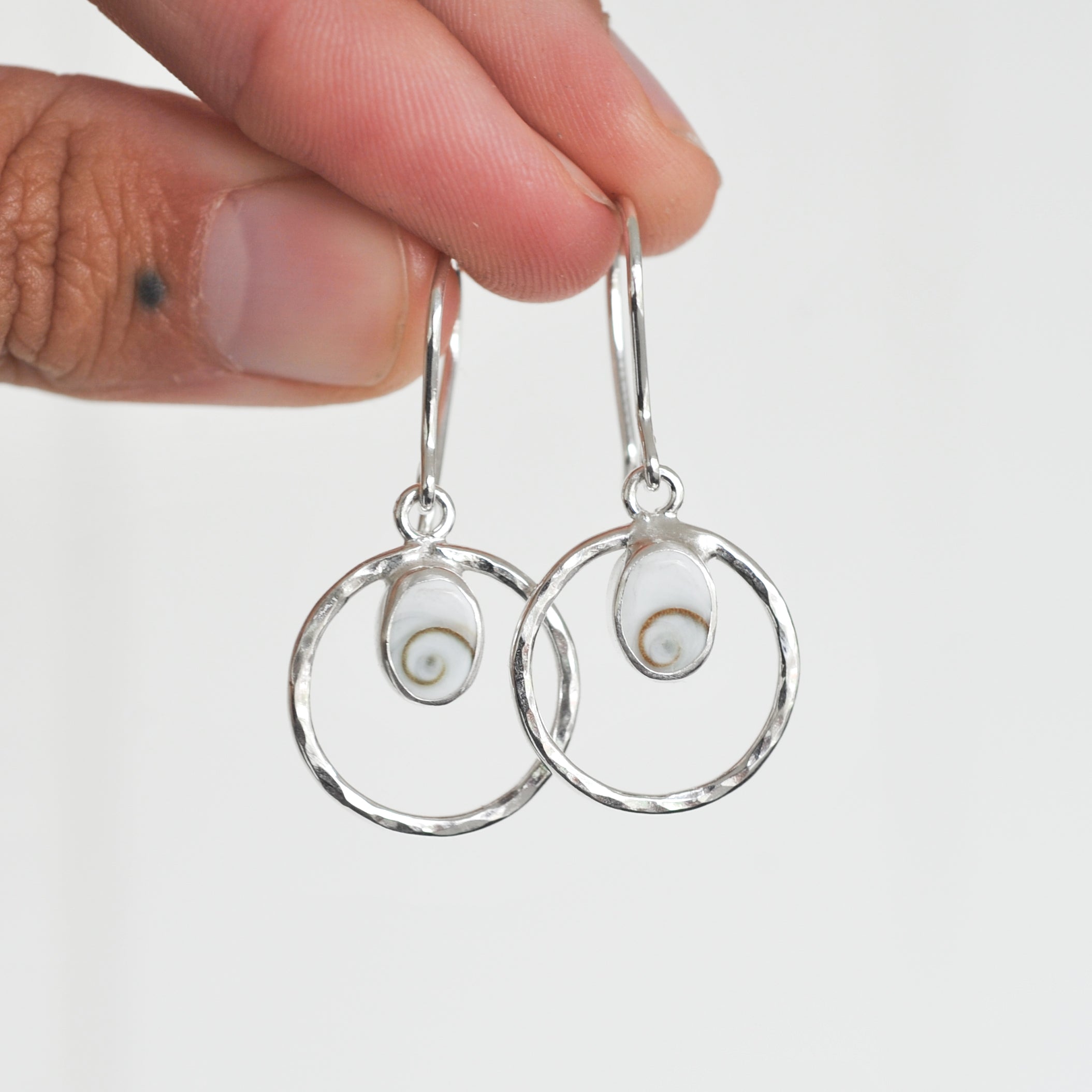 Operculum Hoops