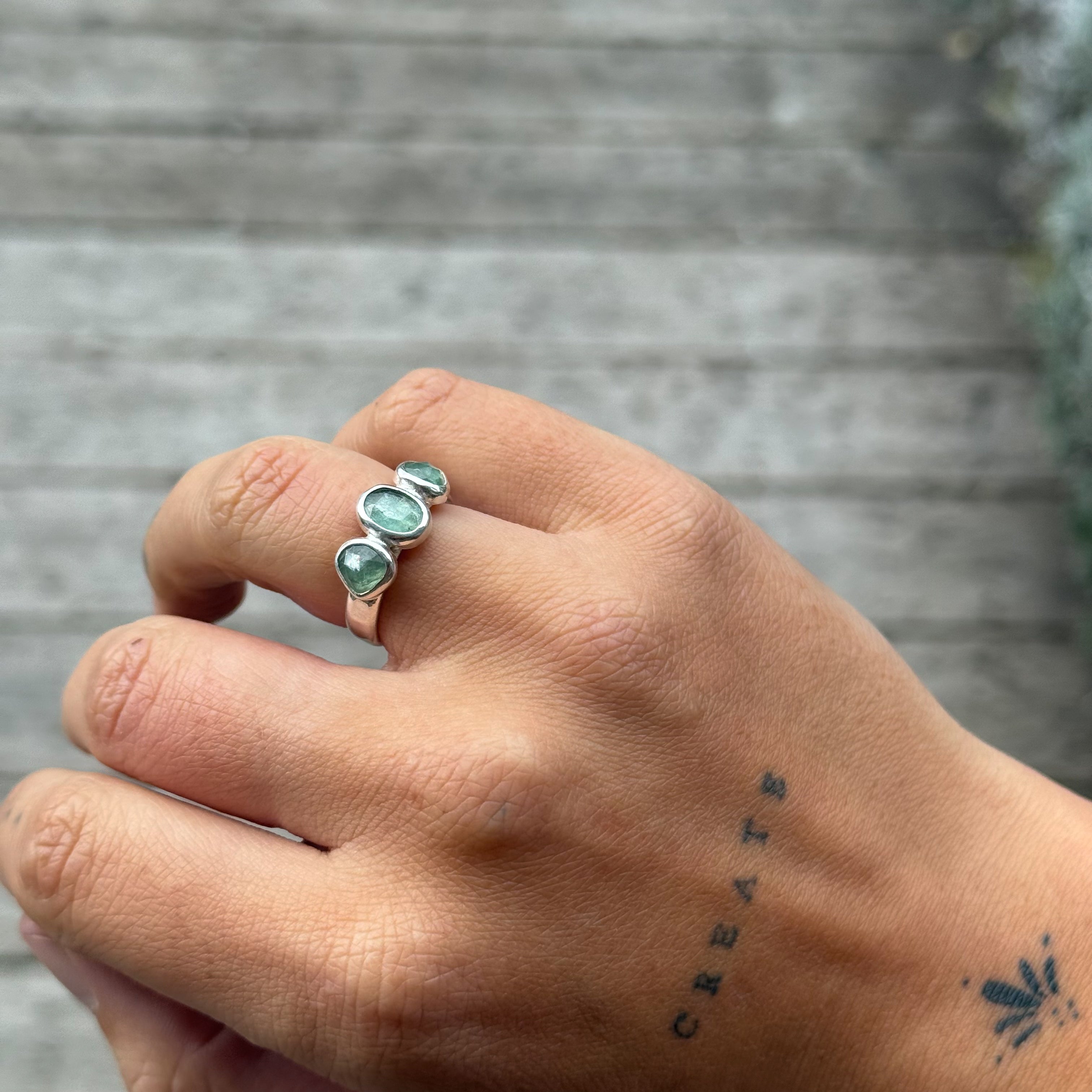 Vesta Ring | M