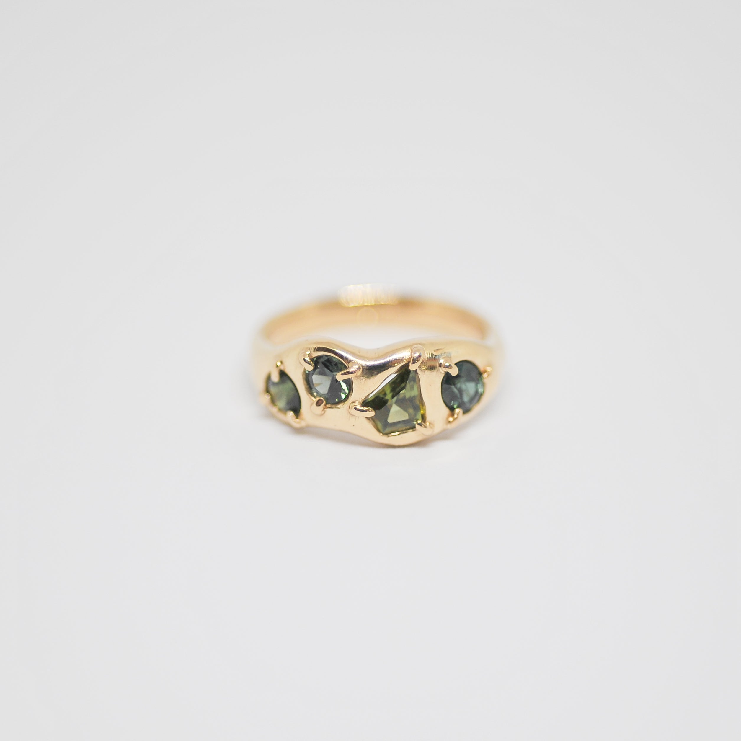 Parti Ring | Q