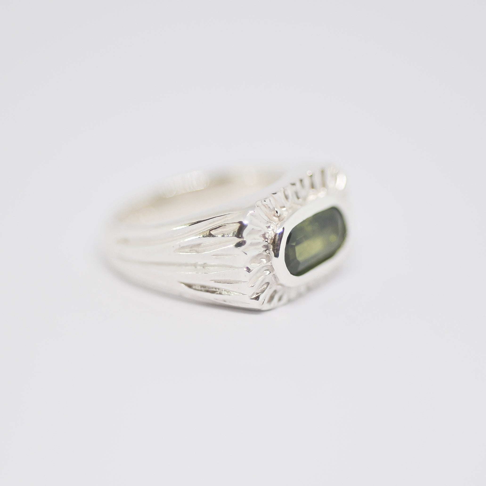 Ray Ring | L