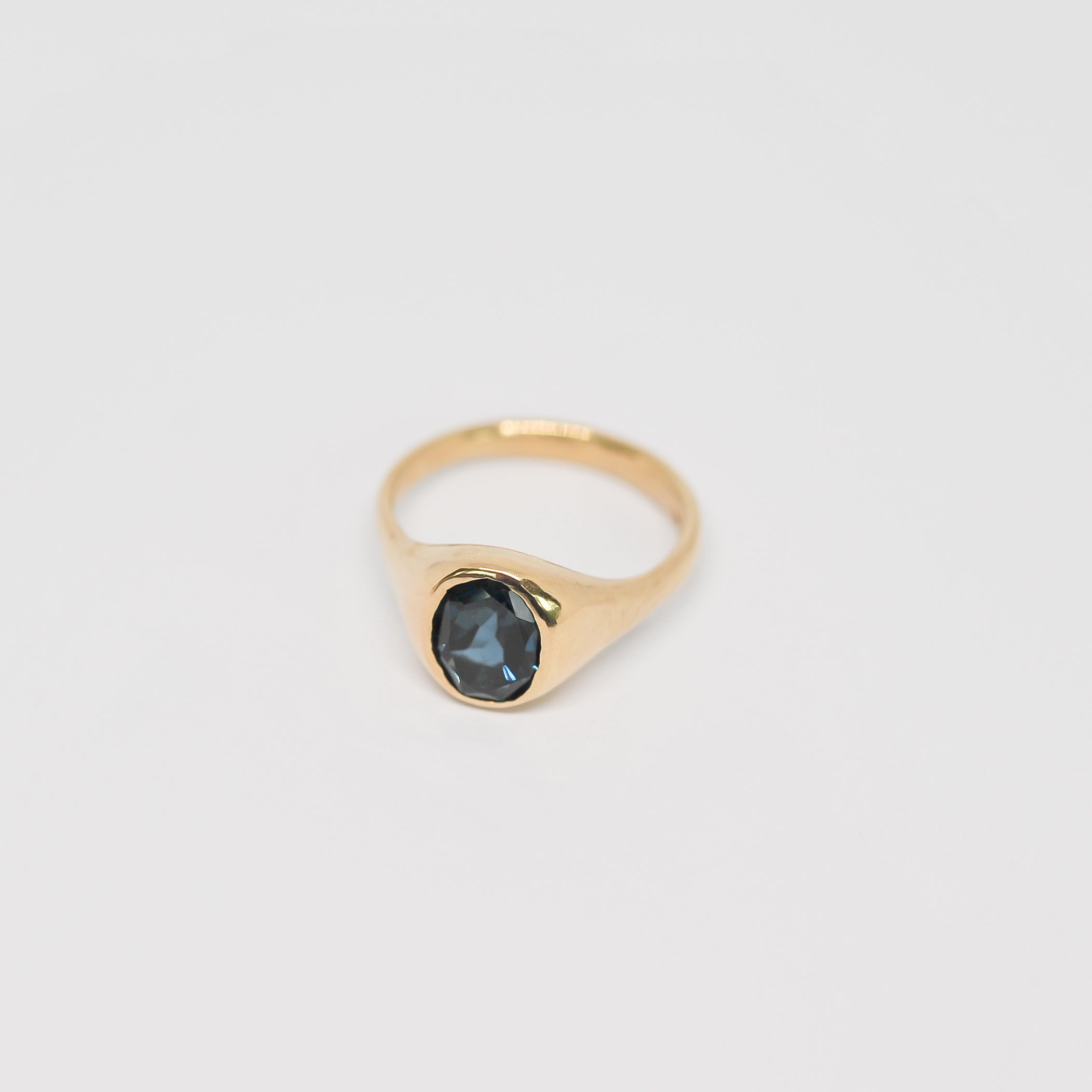 Ada Ring | N