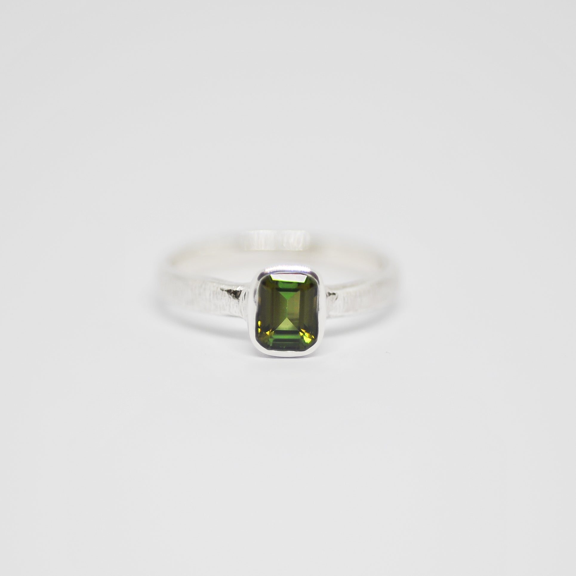 Liora Ring | P