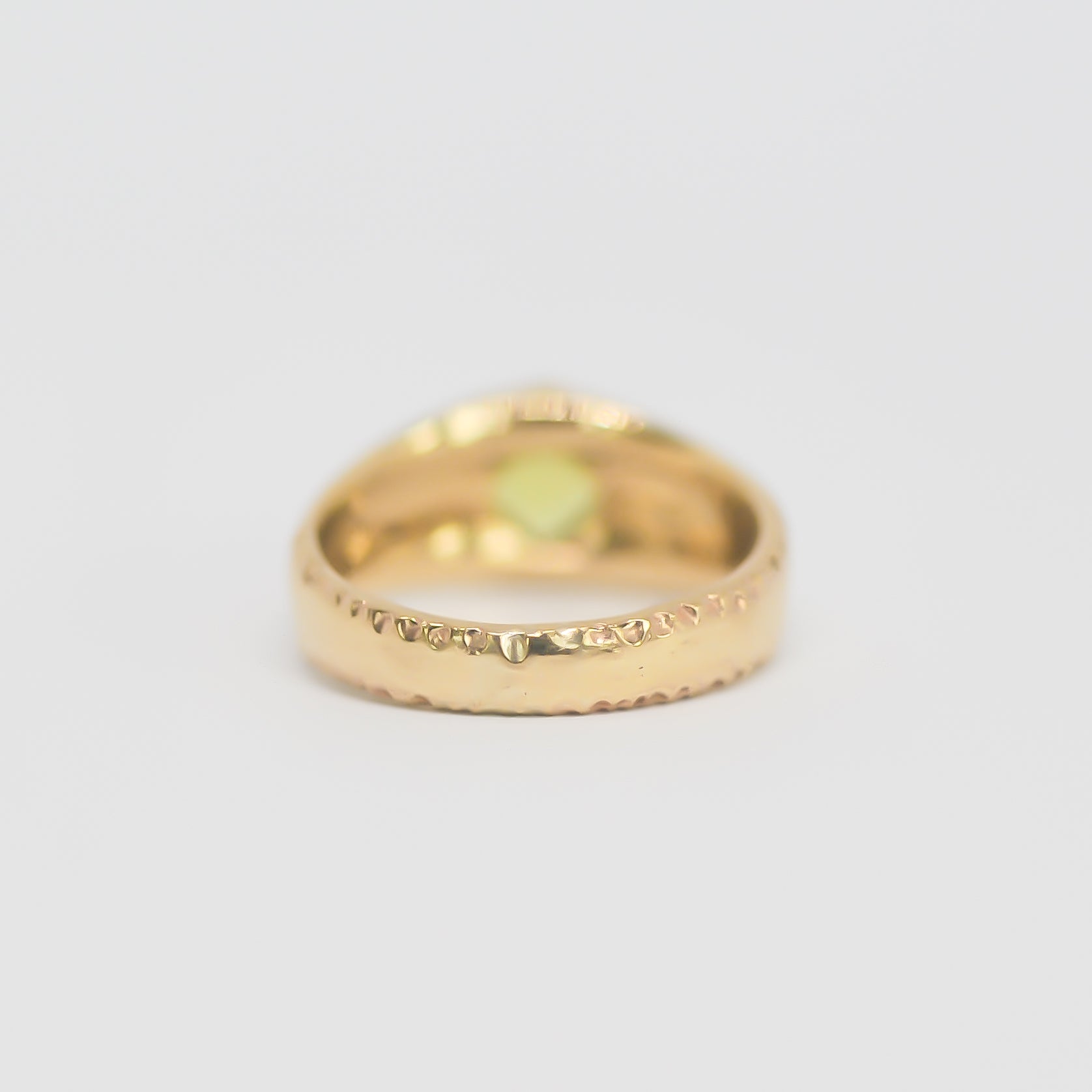 Willa Ring | H