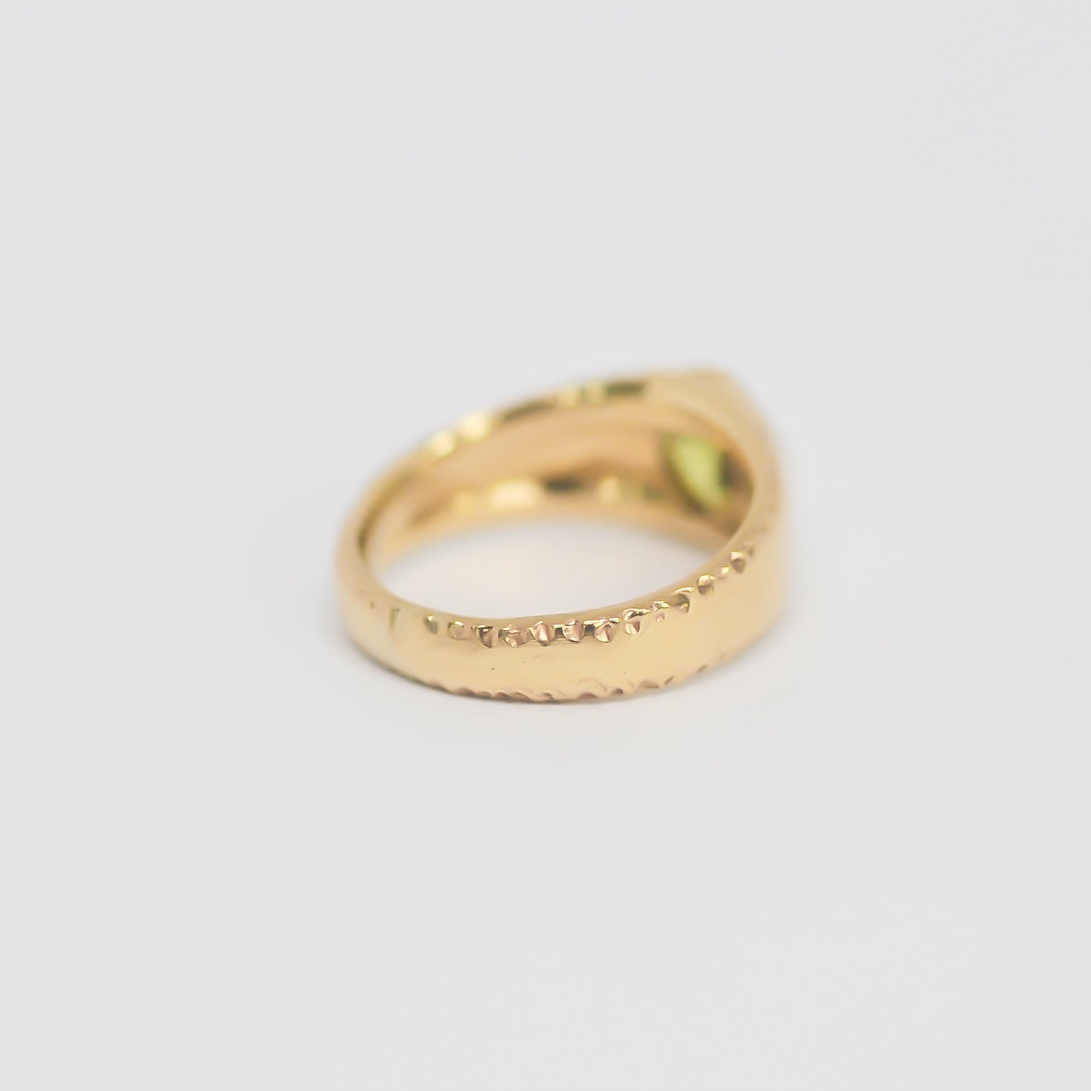 Willa Ring | H