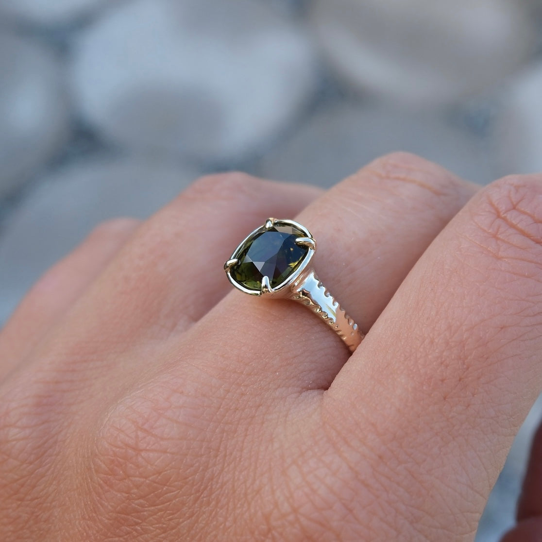 Leon Ring | Q
