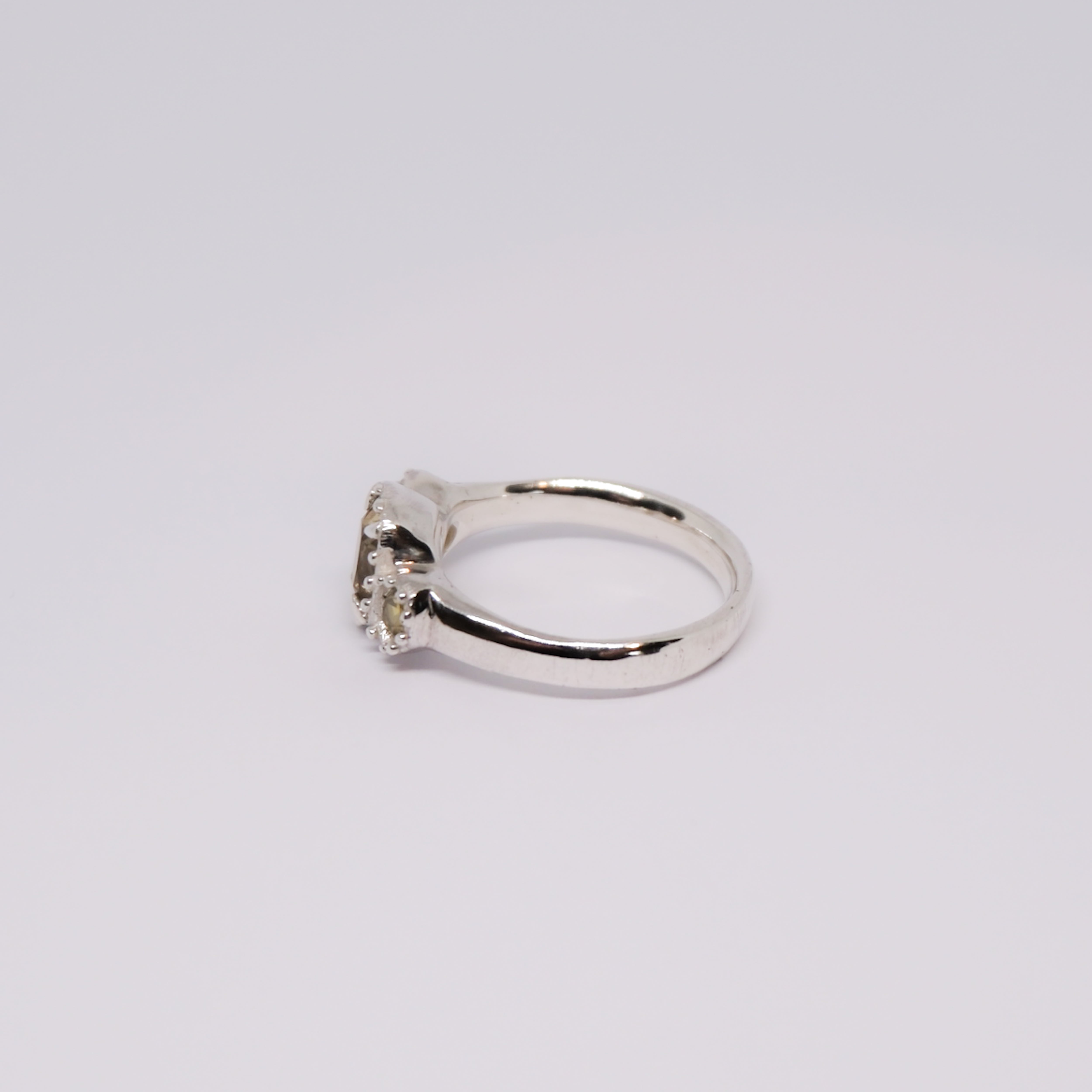 Aysha Ring | M
