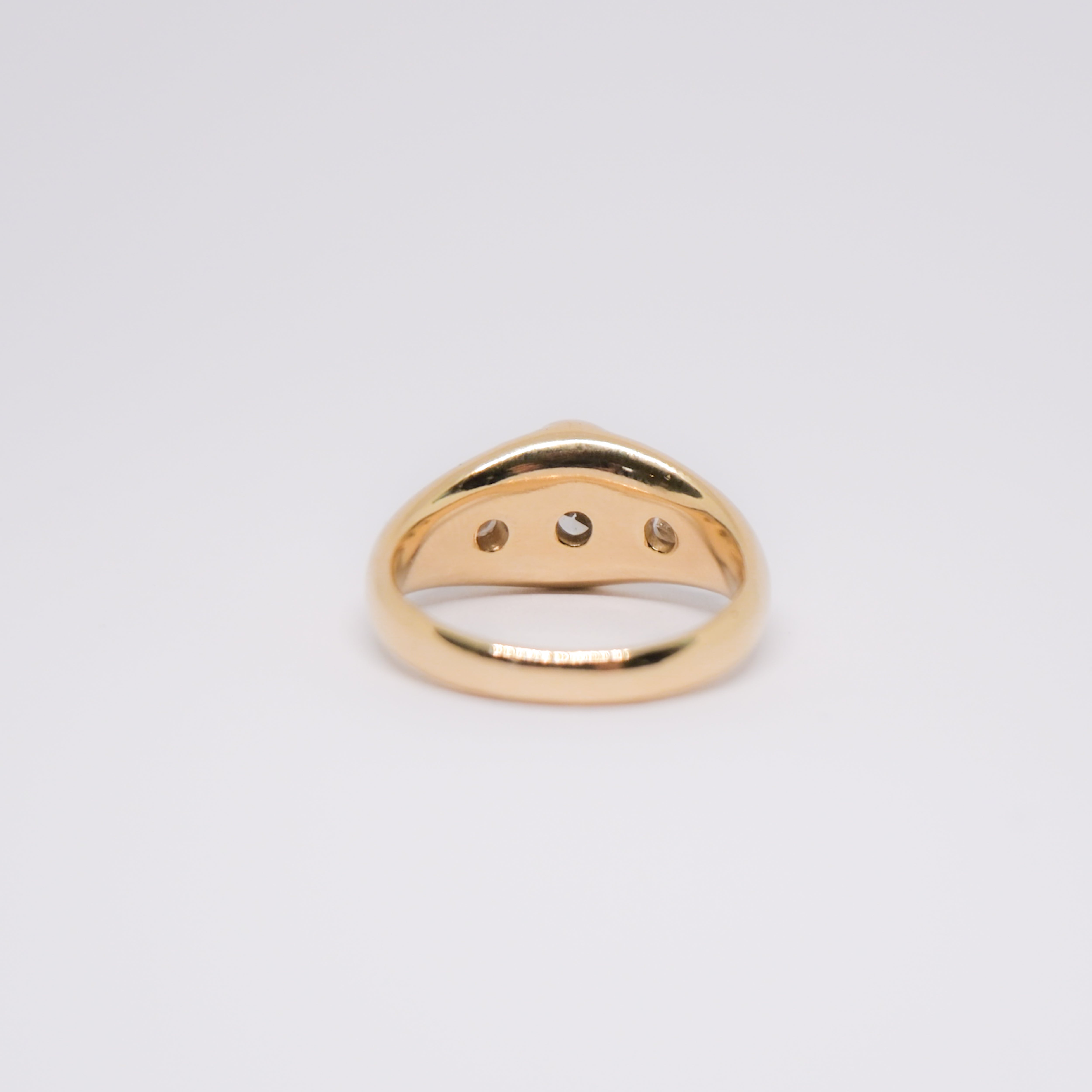 Tres Ring