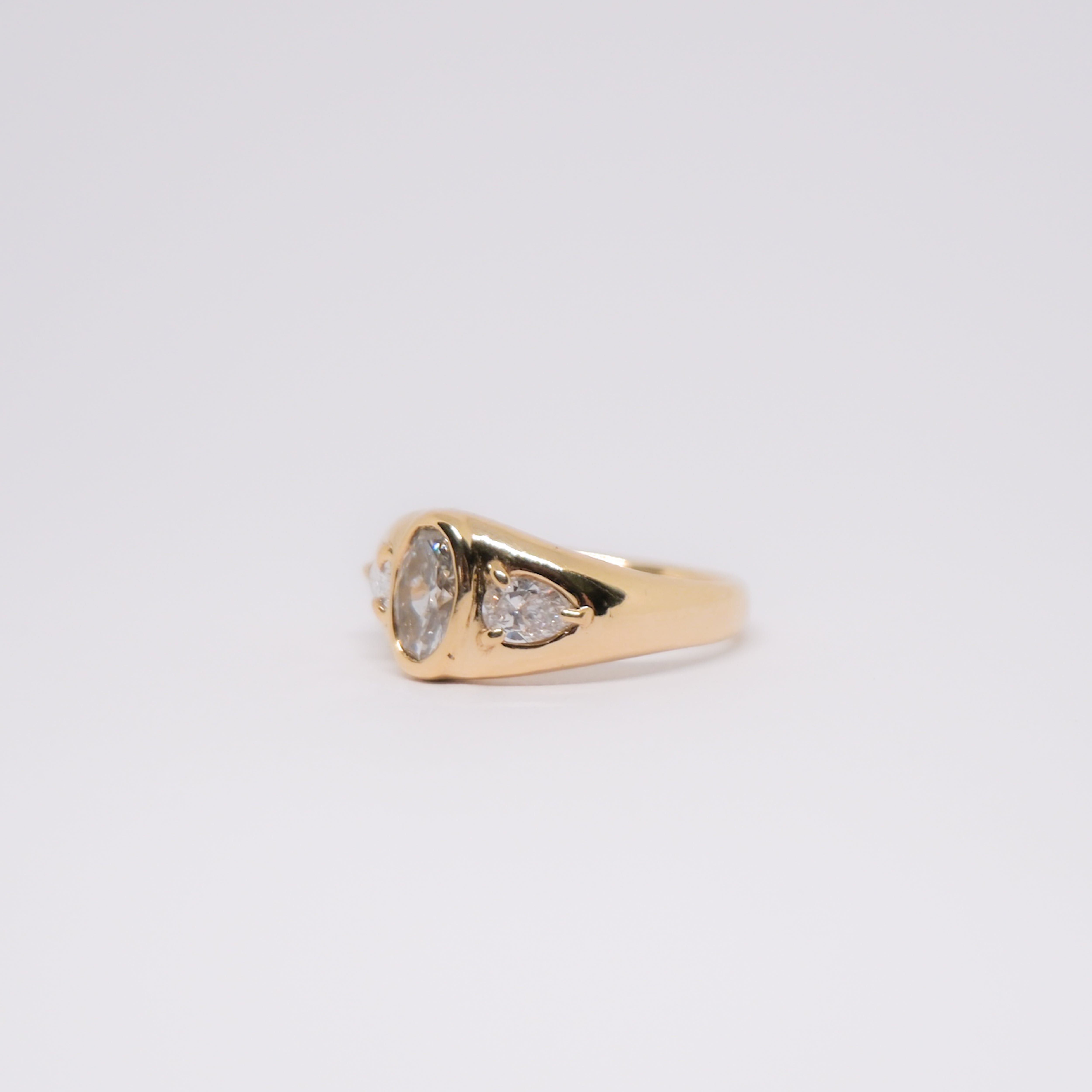 Tres Ring