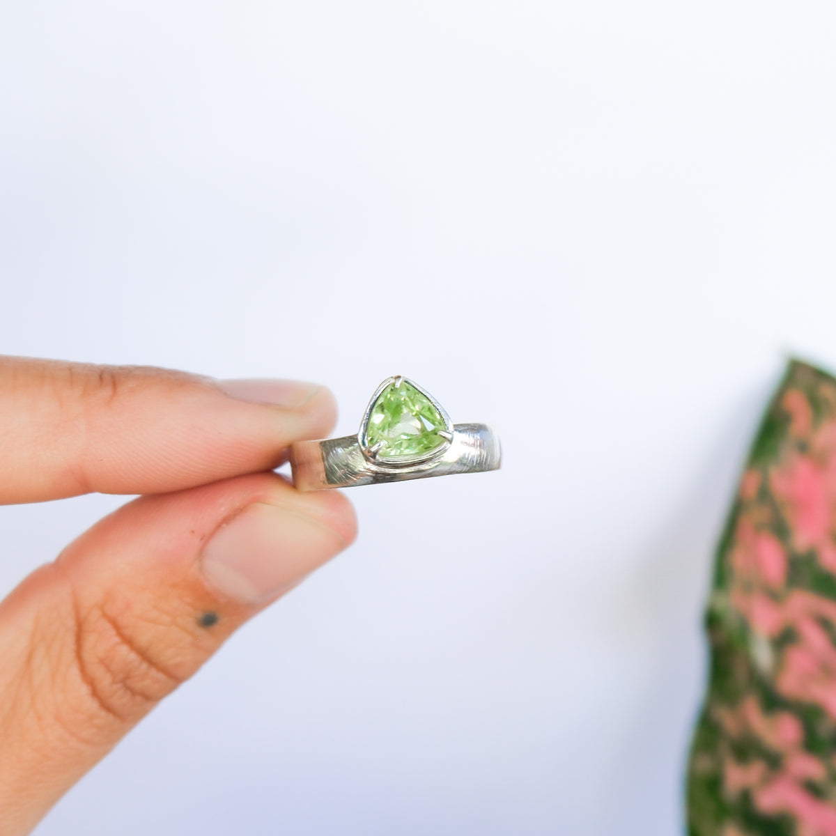 Peridot Ring | R