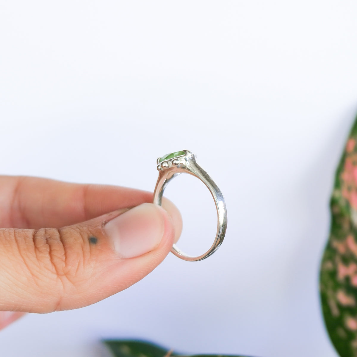 Peridot Ring | T