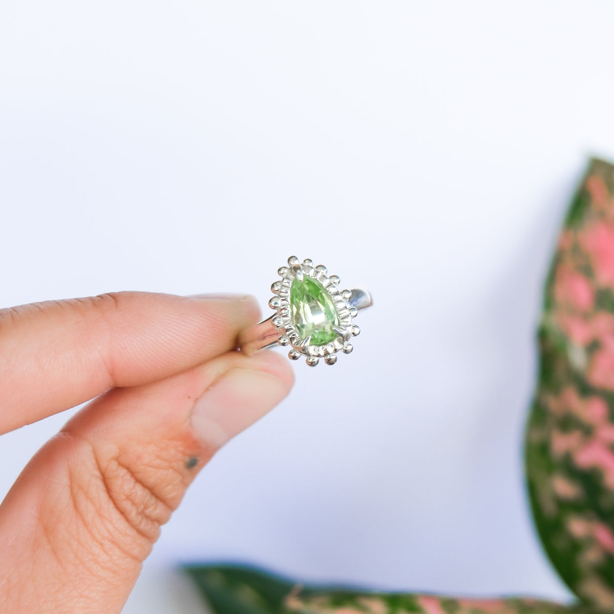 Peridot Ring | M