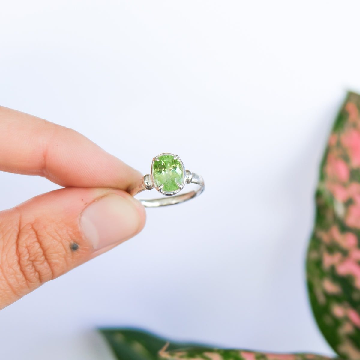 Peridot Ring | O