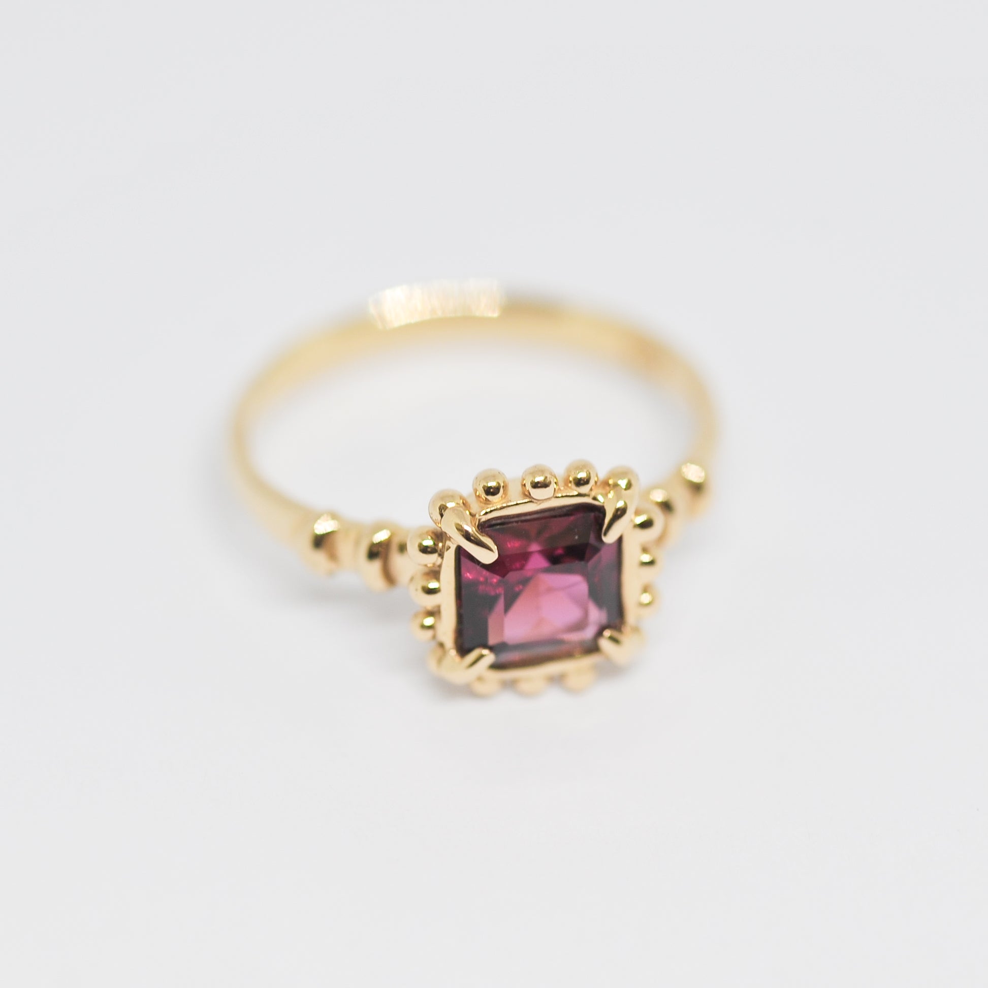 Amara Ring | O