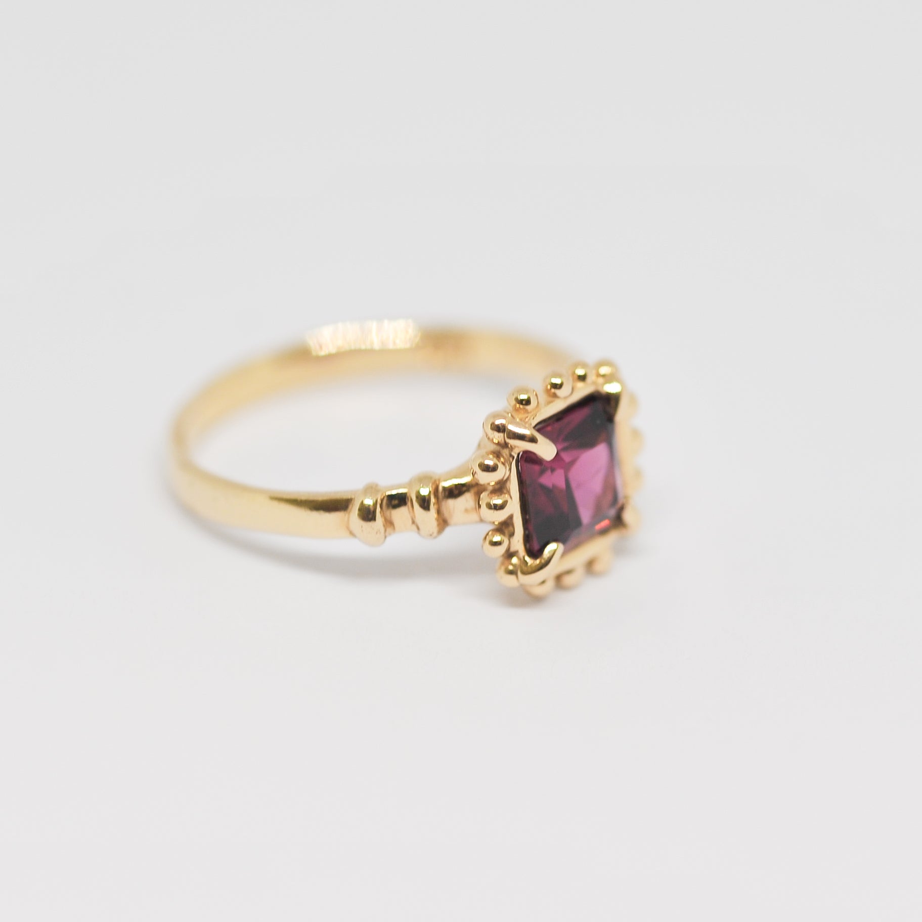 Amara Ring | O