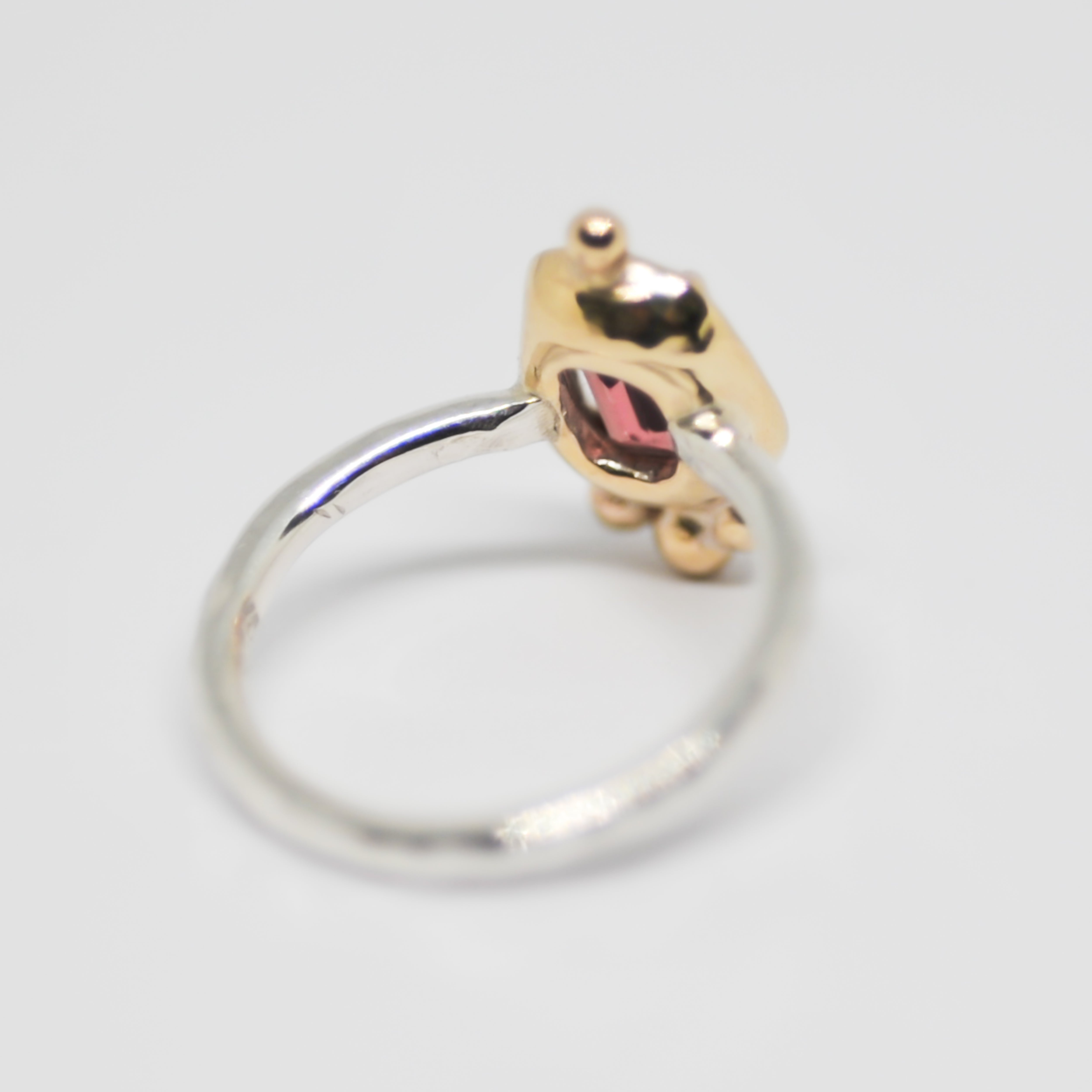 Leni Ring | L