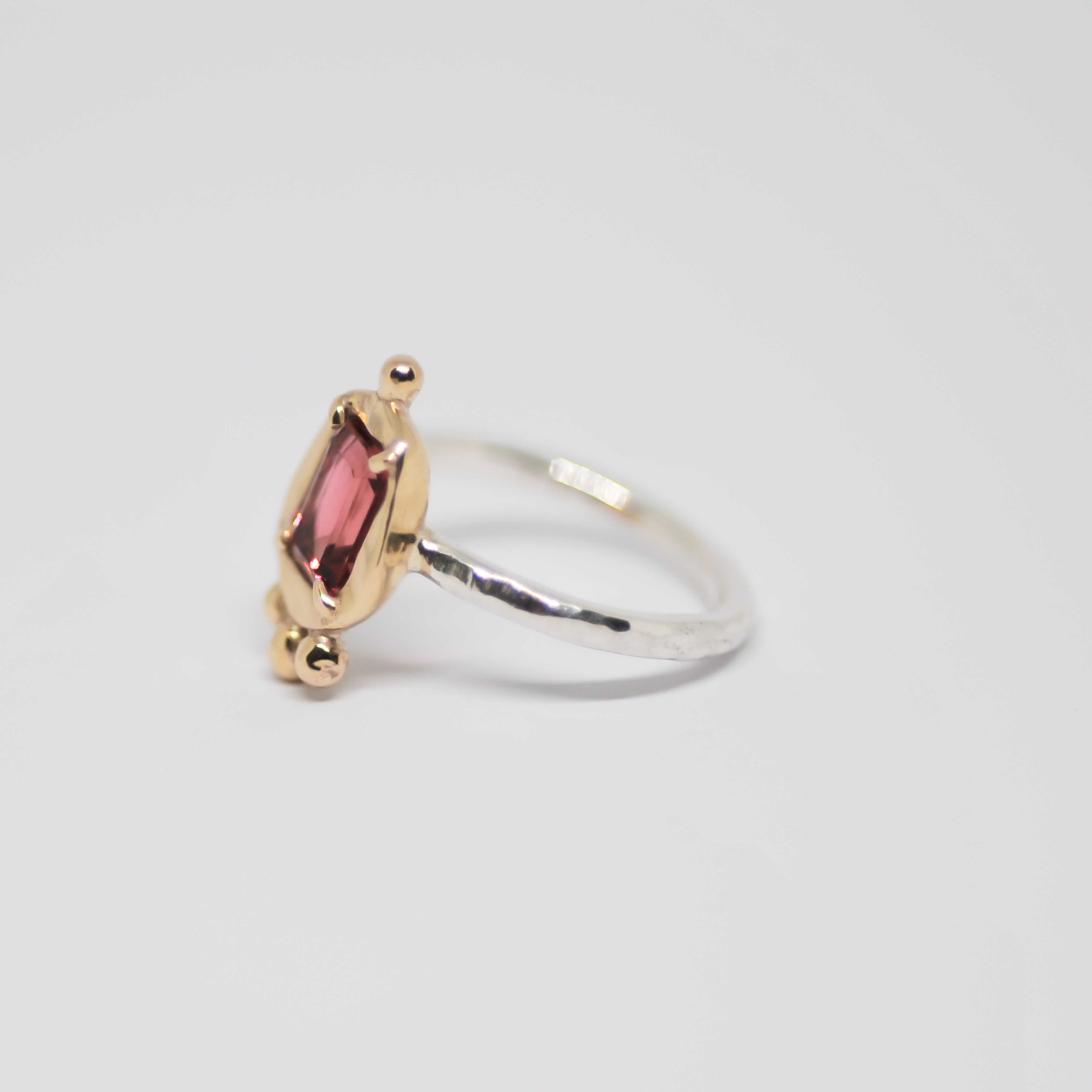 Leni Ring | L