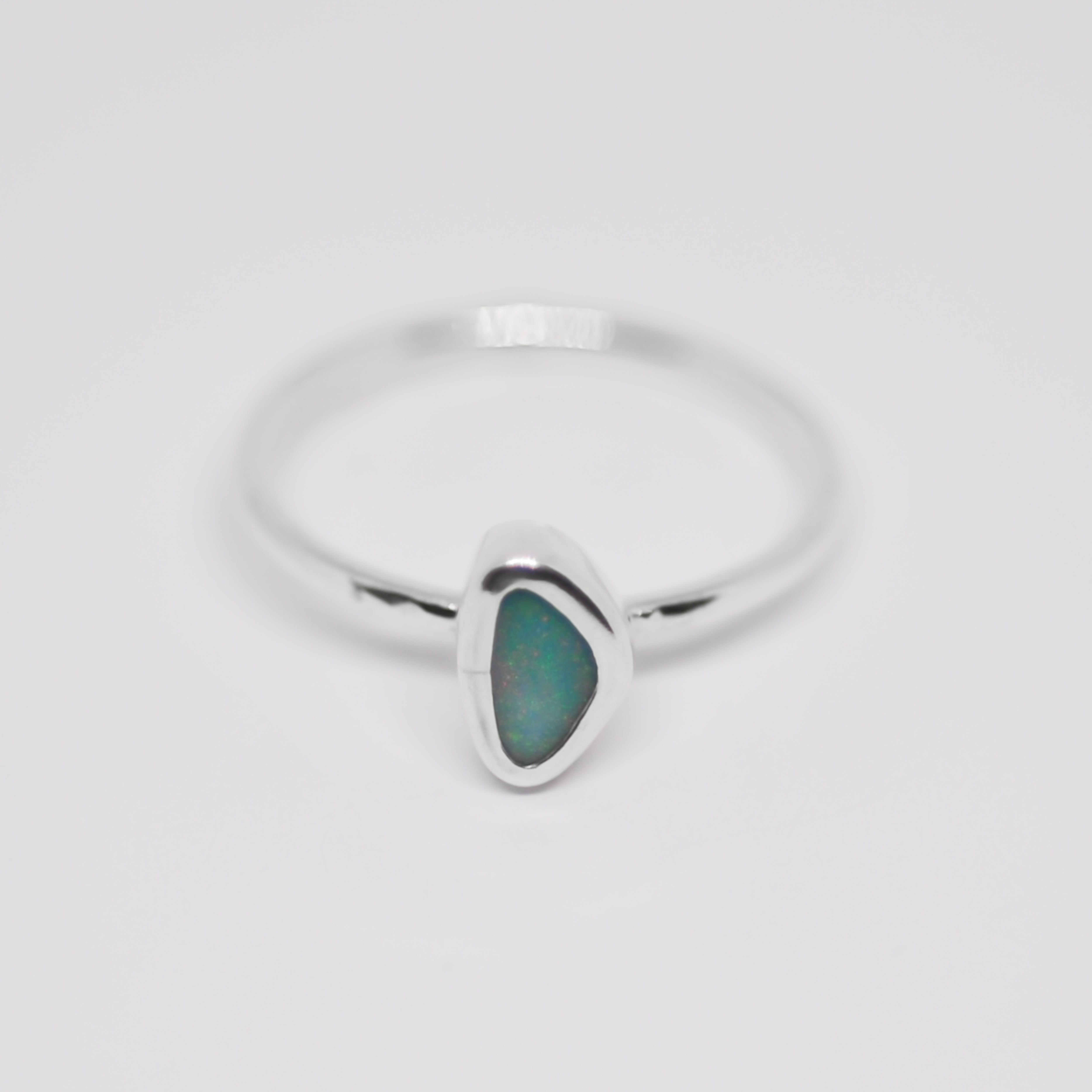 Opal Ring | Q